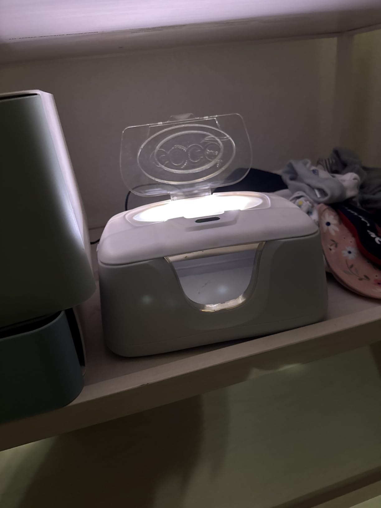 GOGO Pure Baby Wet Wipe Warmer and Wet Wipe Dispenser, Advanced Features - 4 Bright Auto Off LED Ample Lights for Nighttime Changes, Dual Heat for Baby's Comfort, Improved Design customer photo 2