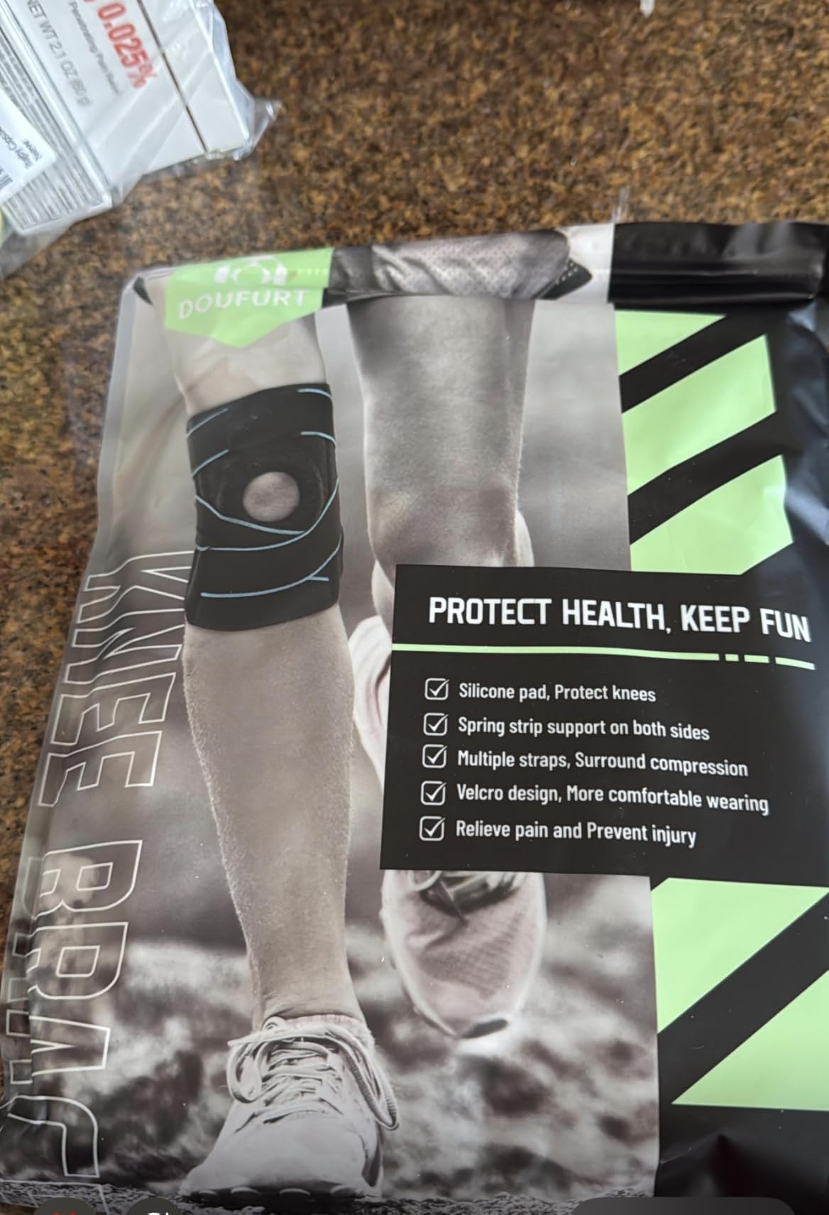 DOUFURT Knee Brace for Women & Men Meniscus Tear, Plus Size Knee Braces for Knee Pain Relief, Arthritis, Compression Knee Support Side Stabilizers customer photo 1