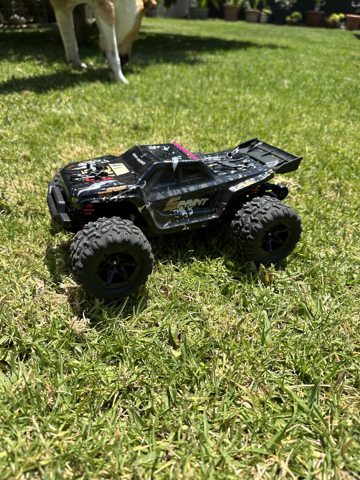 DEERC 9206E DIY Extra Shell 1:10 Scale Large RC Cars, 48+ KM/H Hobby Grade High Speed Remote Control Car, All Terrain 4WD 2.4GHz Off Road Monster RC Truck with 2 Battery customer photo 1