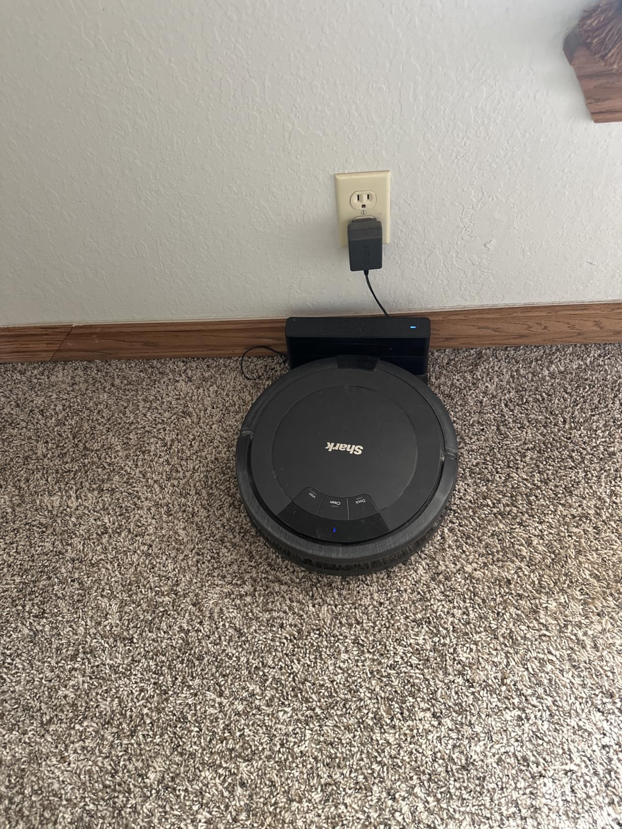 Shark AV753 ION Robot Vacuum, Tri-Brush System, Wifi Connected, 120 Min Runtime, Works with Alexa, Multi Surface Cleaning, Grey customer photo 1