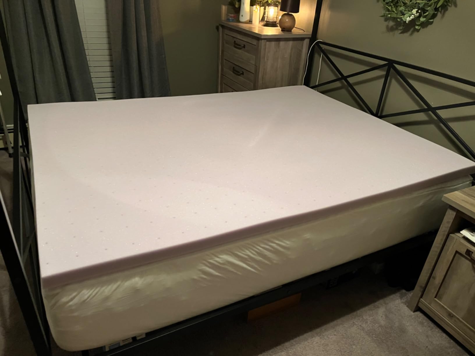 Mellow 4 Inch Ventilated Memory Foam Mattress Topper, Soothing Lavender Infusion, CertiPUR-US Certified, Queen customer photo 2