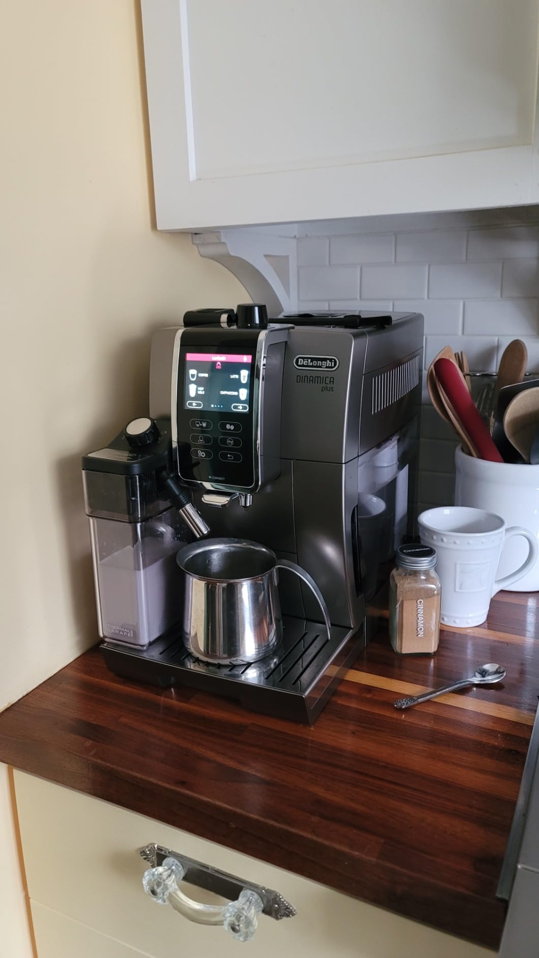 De'Longhi Dinamica LatteCrema Espresso Machine with Automatic Milk Frother for Latte, Cappuccino, Built-in Grinder, Silver, ECAM35075SI customer photo 1