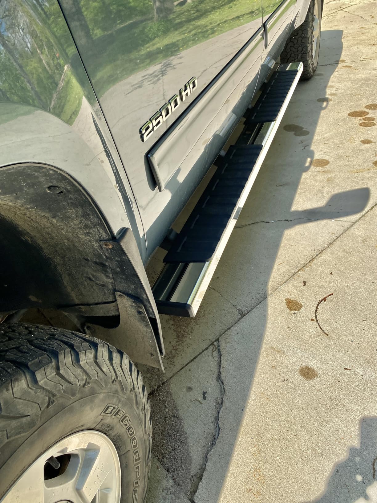 COMNOVA 6 Inches Running Boards & Steps Step Bars Compatible with 2019-2026 Chevy Silverado 1500, 2020-2026 Silverado/Sierra 2500HD 3500HD Crew Cab, A Pair Running Boards for Silverado Crew cab customer photo 2