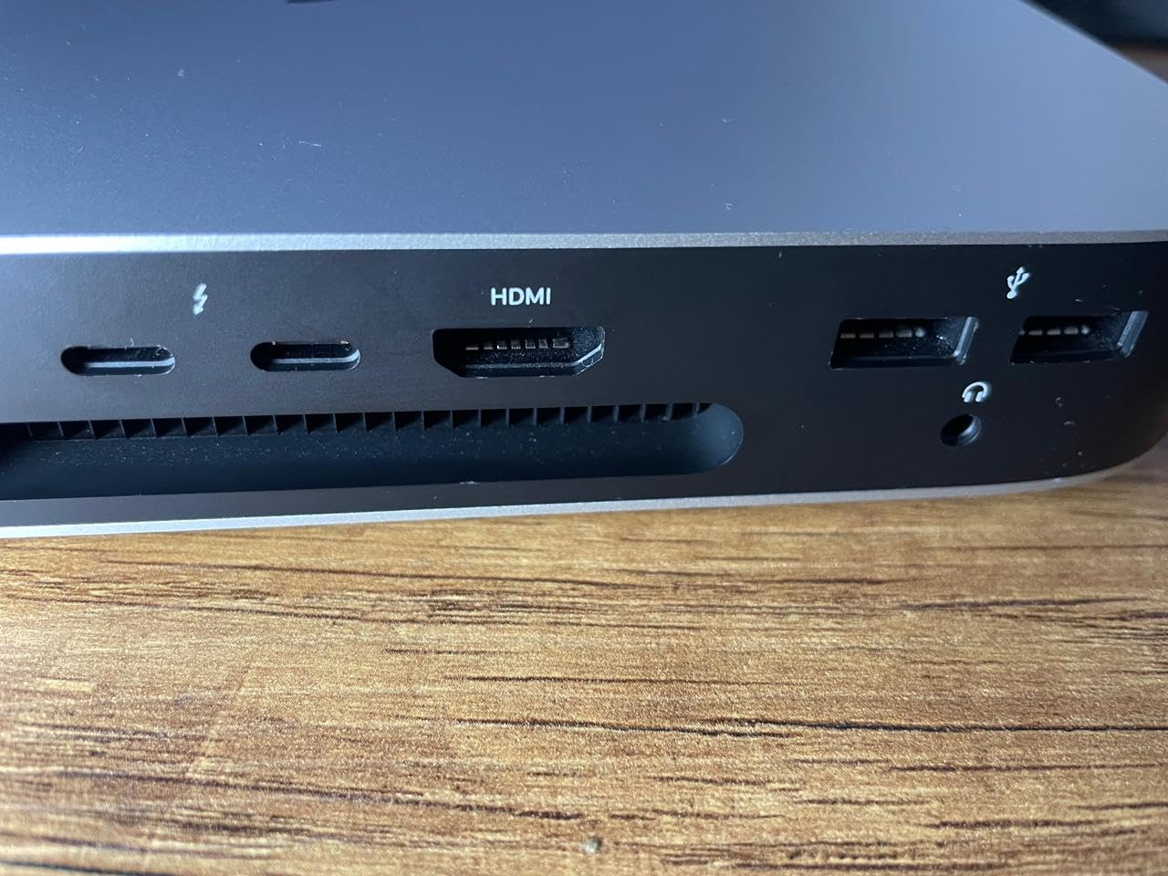 Apple 2020 Mac Mini with Apple M1 Chip, 8GB RAM, 256GB SSD Storage - Silver (Renewed) customer photo 2