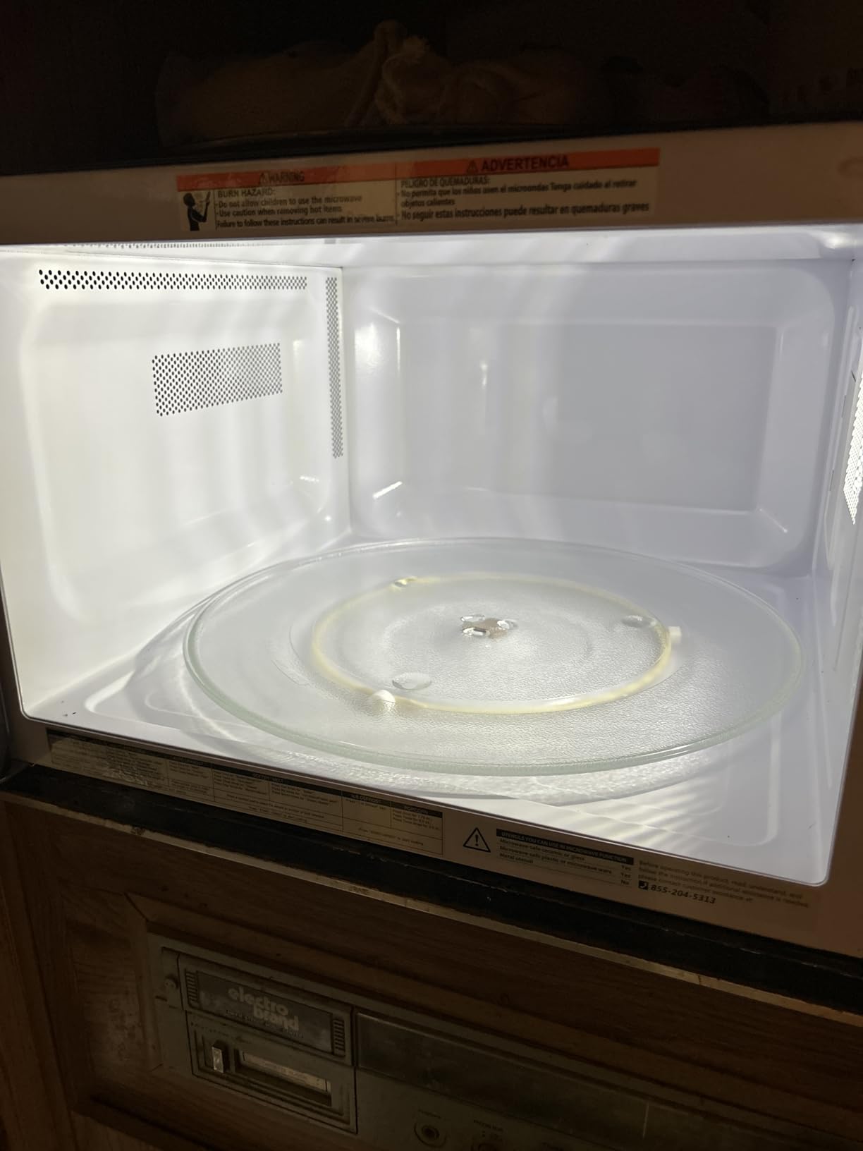 Toshiba ML-EM62P(SS) Large Countertop Microwave Oven with Smart Sensor, Auto Defrost, Mute Function, ECO Mode, with 16.5 inch Position Memory Turntable, 1200W, 2.2 Cu. Ft., Stainless Steel customer photo 2