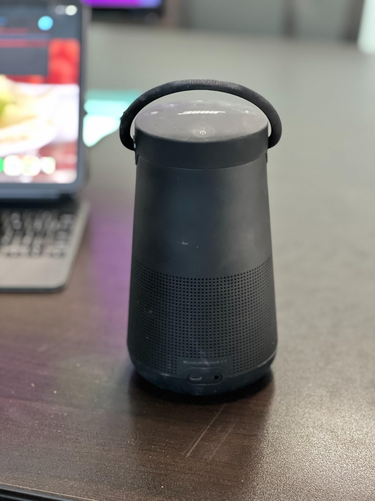 SoundLink Revolve+ (Series II) Bluetooth Speaker, Portable Speaker with Microphone, Wireless and Water Resistant with 360 Degree Sound, Long Lasting Battery and Handle, Black customer photo 2