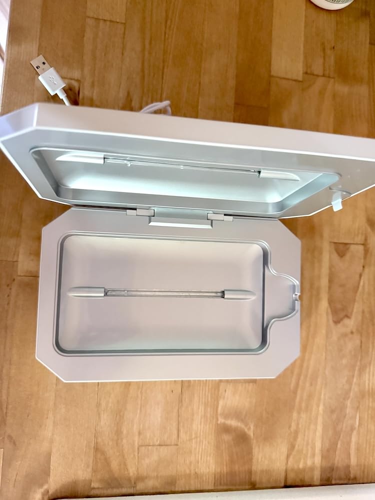 PhoneSoap Basic Cell Phone UV Light Sanitizer Box | Patented and Clinically Proven 360 Degree UV Light Sanitizer | (White) customer photo 1