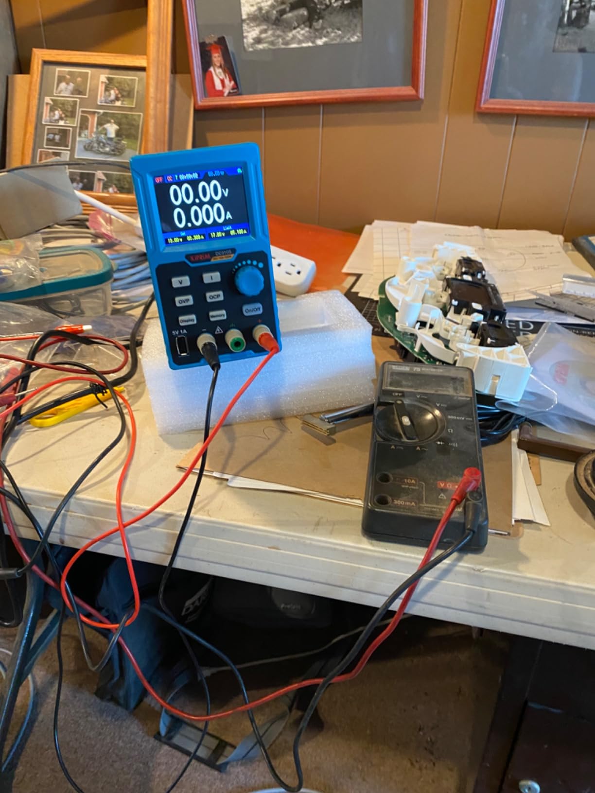Programmable DC Power Supply (0-30 V 0-10 A) 110V Input High Precision 4-Digit Multiple Protection with PC Software and USB Charging customer photo 2