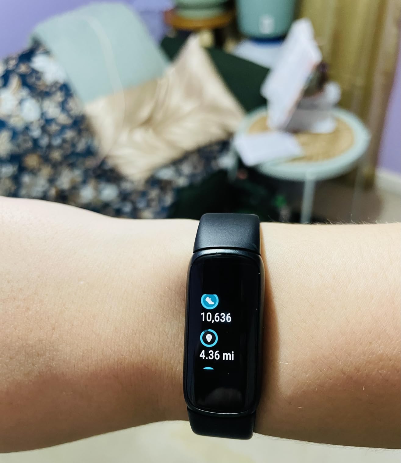 Fitbit Luxe Special Edition Fitness and Wellness Tracker, Gorjana Soft Gold Stainless Steel Parker Link Bracelet customer photo 1