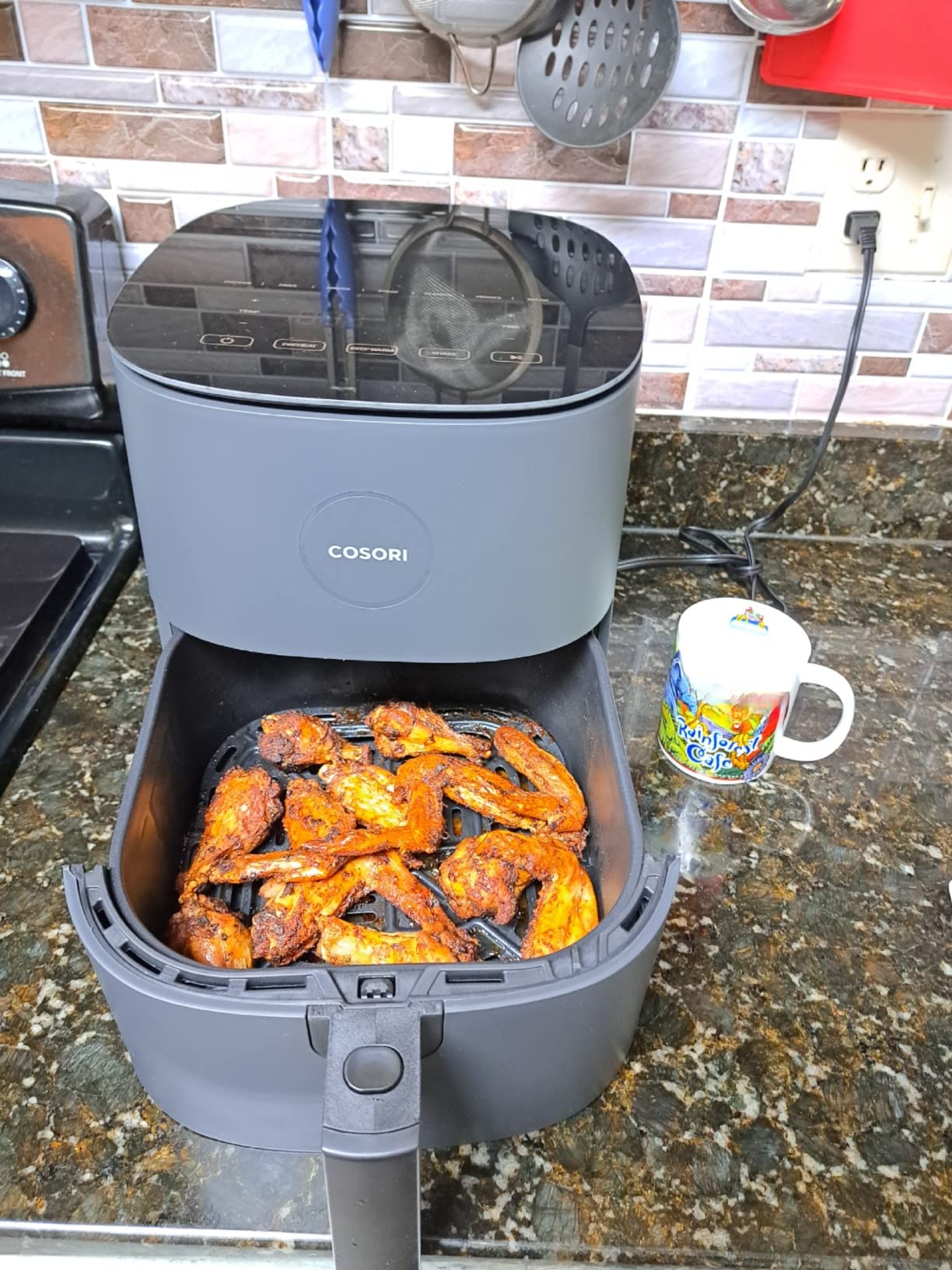 Cosori Air Fryer Pro, Compact 5QT, Ceramic Coating, 7 Presets, 450F, Shake Reminder, Gray customer photo 1