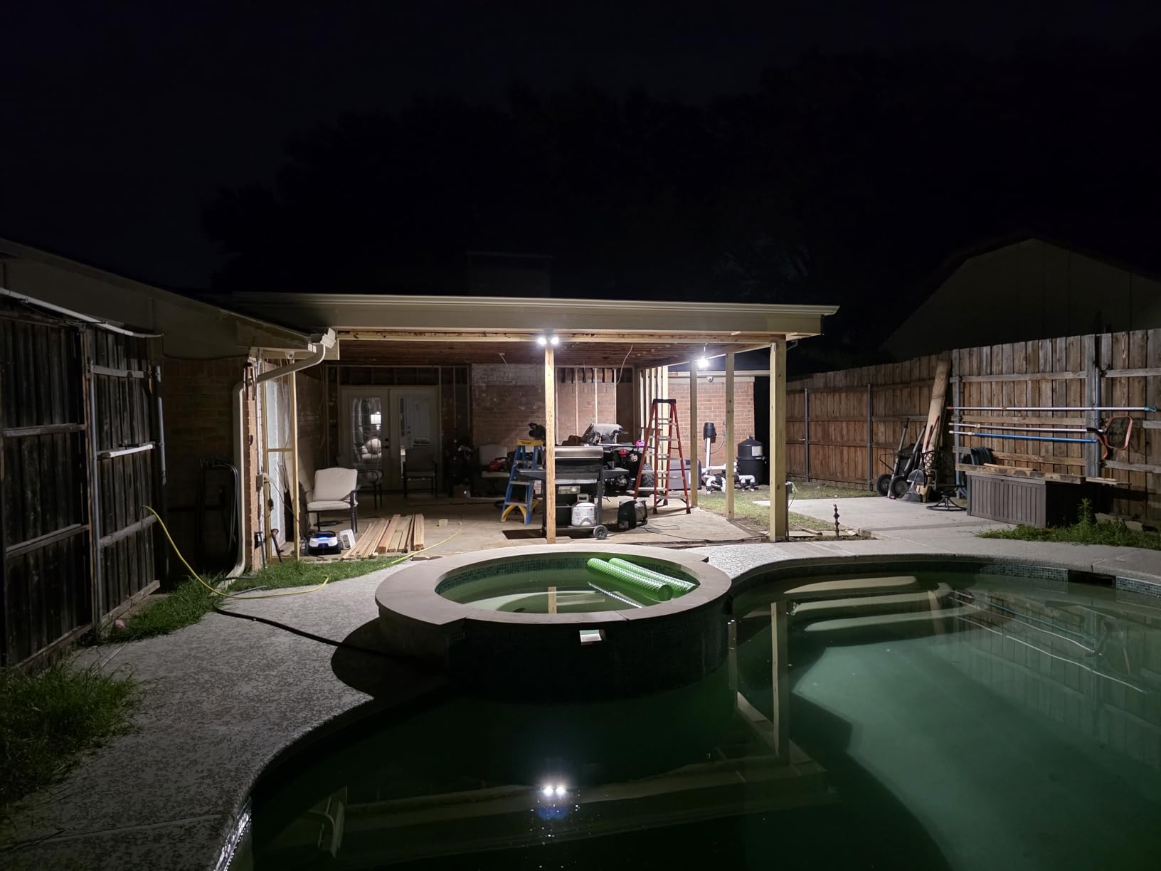 Lithonia Lighting HomeGuard 2-Light LED Outdoor Flood Lights, Wall or Ceiling Mount Outdoor Lights, 4000K Cool White, Round Heads, Dark Bronze (HGX LED 2RH 40K 120 DDB M2) customer photo 2