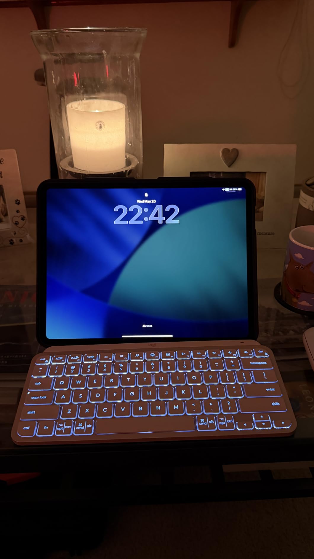 Logitech MX Keys Mini Minimalist Wireless Illuminated Keyboard, Compact, Bluetooth, Backlit, USB-C, Compatible with Apple macOS, iOS, Windows, Linux, Android, Metal Build - Graphite customer photo 1