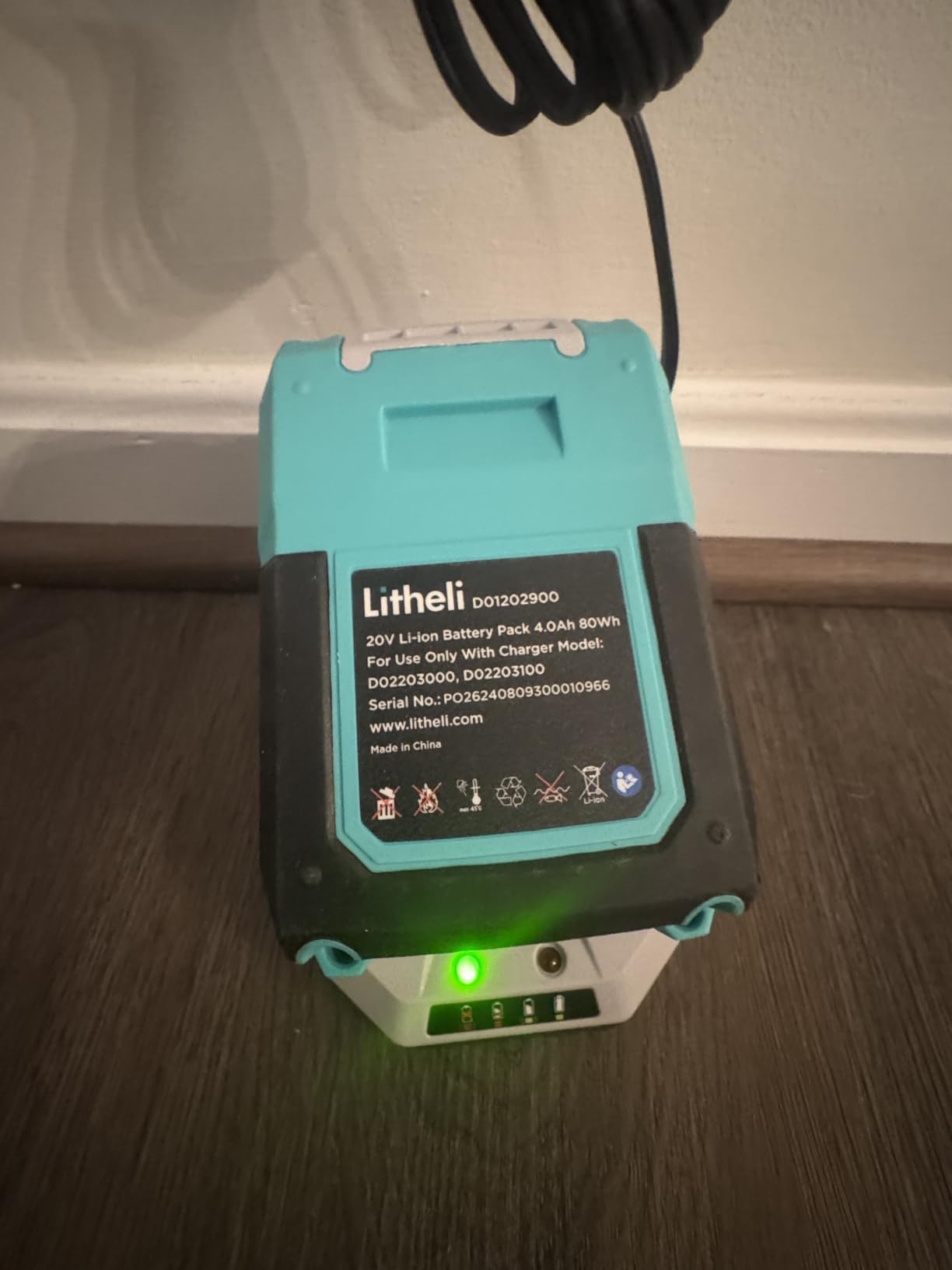 Litheli Cordless Snow Shovel, 20V 12-Inch Battery Powered Snow Thrower, with 4.0Ah Li-ion Battery & Charger customer photo 1