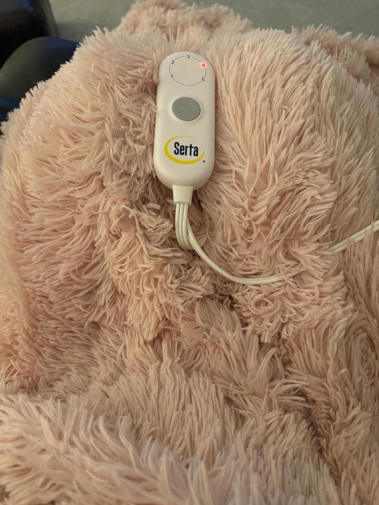 Serta Mila Shaggy Heated Throw Blanket - Soft Faux Fur Heated Blanket, Fast Heating, Auto Shut Off Timer, Low EMF, 5 Heat Setting, ETL Certified, Machine Washable Electric Blanket, Ash Grey 50