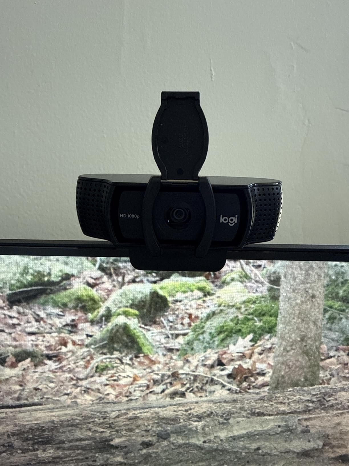 Logitech C920e HD 1080p Mic-Enabled Webcam customer photo 1