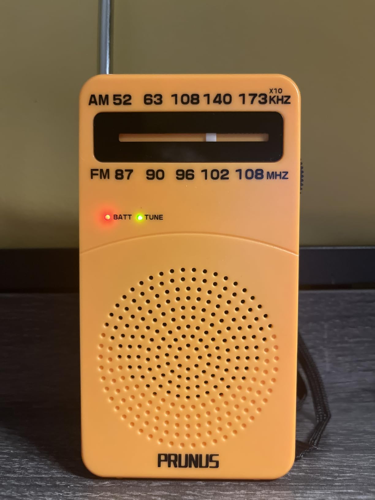PRUNUS J-166 Portable Radio AM FM, Battery Operated Radio with Tuning Light, Back Clip, Excellent Reception, AM FM Radios Portable, Transistor Radios customer photo 1