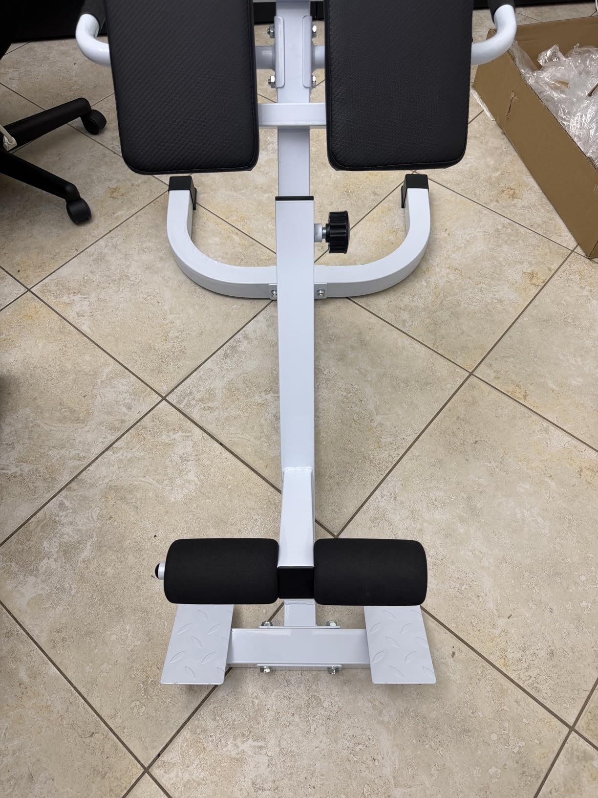 Roman Chair Back Extender - Angle & Height Dual Adjustable Hyperextension Bench for Home Gym - Adjustable Back Exercise Machine Fitness Equipment customer photo 2