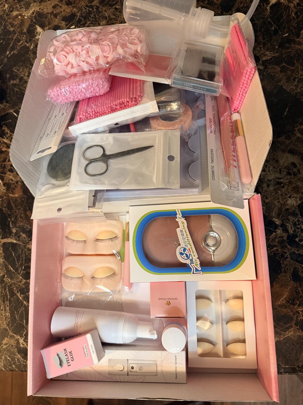 267 PCS Eyelash Extension Supplies Lash Extension Kit USB Air Conditioning Blower, Silicone Pad, Under Eye Gel Pads, Mini Makeup Mirror, Tapes, Tweezers, Glue Rings, Eyelash Brushes, Mini Applicator customer photo 2