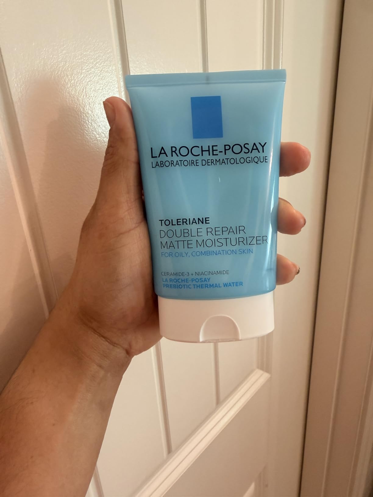 La Roche-Posay Toleriane Double Repair Matte Face Moisturizer, Daily Moisturizer For Oily Skin With Ceramide And Niacinamide For All Skin Tones, Oil Free, Non-Comedogenic customer photo 2