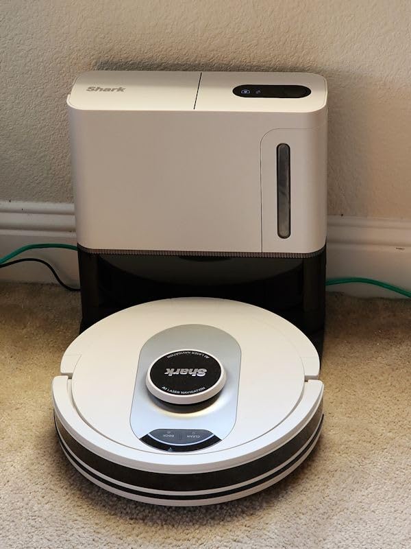 Shark Matrix Clean Robot Vacuum Cleaner AV2511AE with Powerful Suction for Pet Hair, Rugs, Carpets & Hard Floors, Self-Empty Base, 60-Day Capacity, Voice Control, LiDAR Navigation, Cool Grey customer photo 1