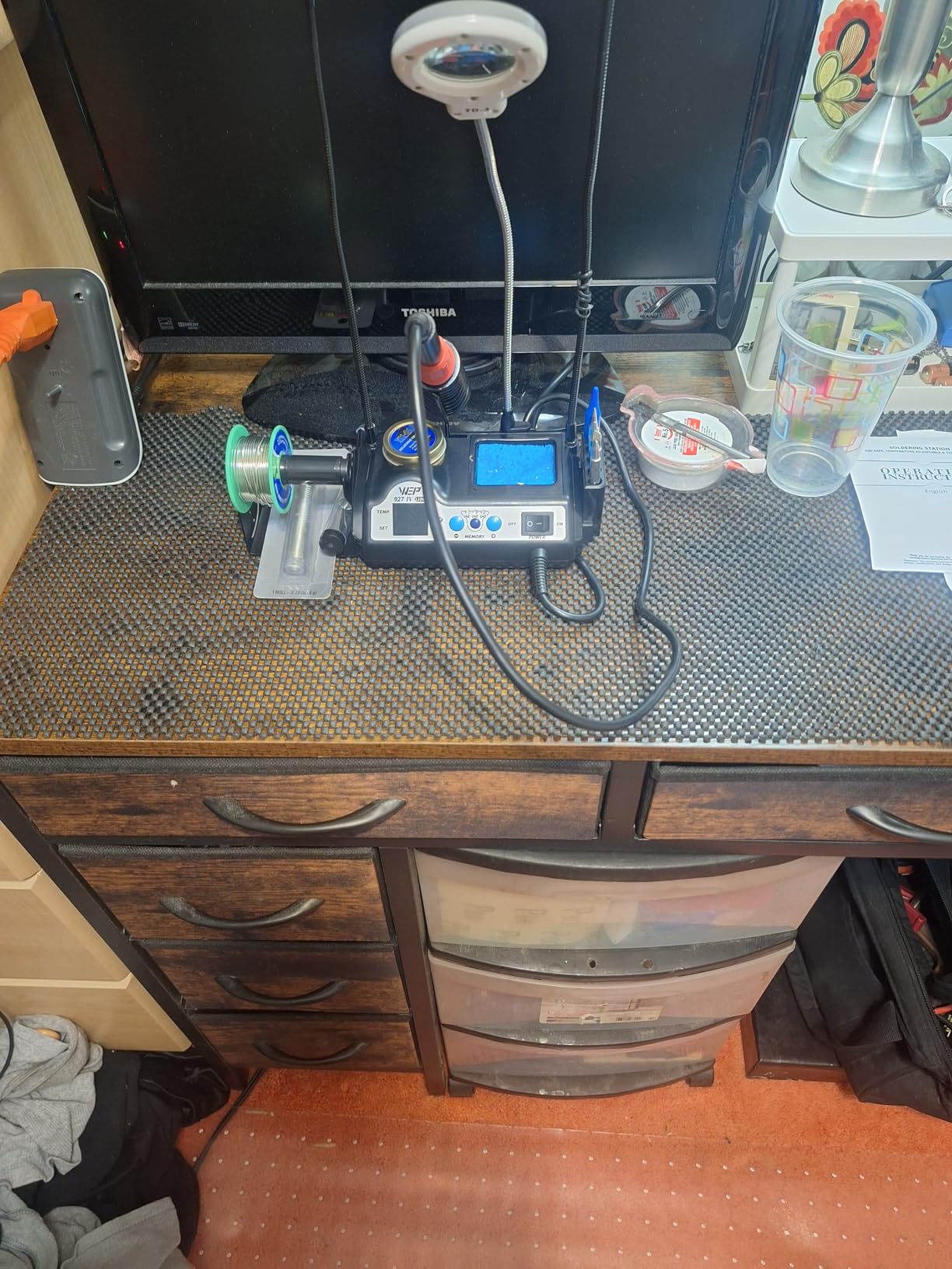 WEP 927-IV Soldering Station Kit High-Power 110W with 3 Preset Channels, Sleep Mode, LED Magnifier, 5 Extra Iron Tips, Tip Cleaner, 2 Helping Hands, Tip Storage Slots, Lead-free Solder Wire, Tweezers customer photo 1