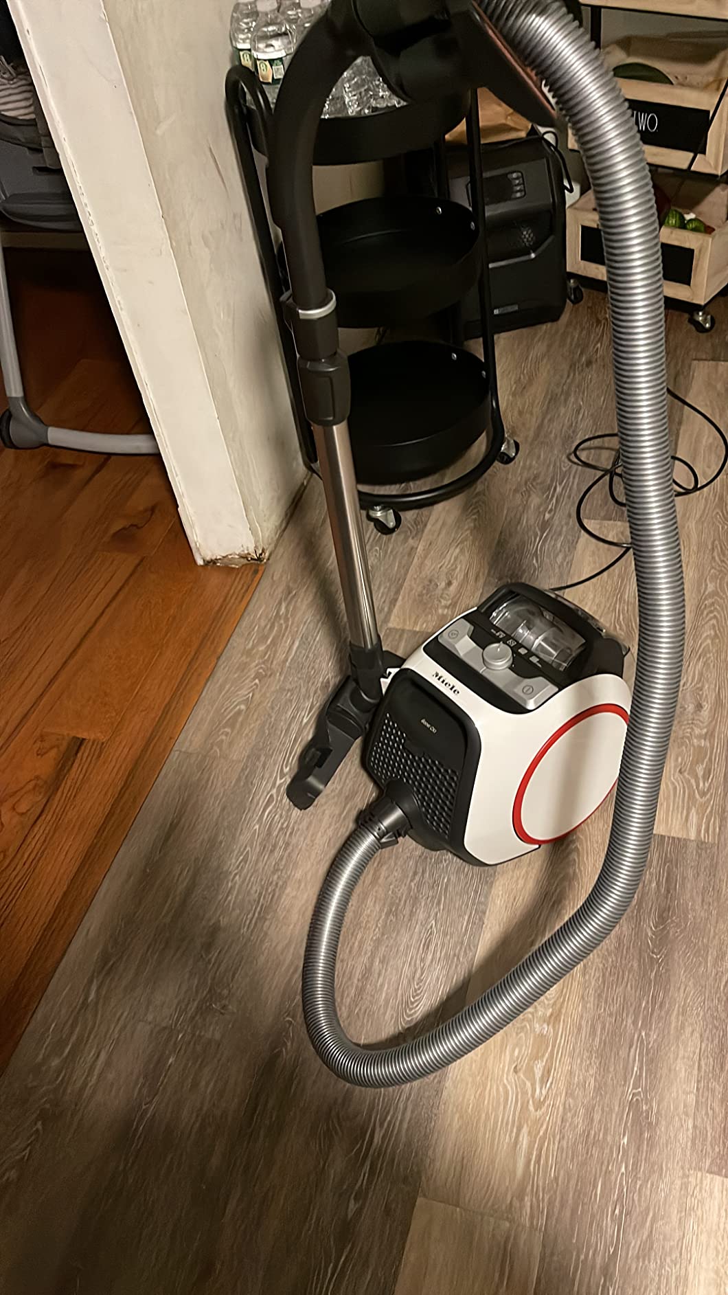 Miele Boost CX1 PowerLine SNRF0 Bagless Canister Vacuum Cleaner, Lotus White, Compact customer photo 1
