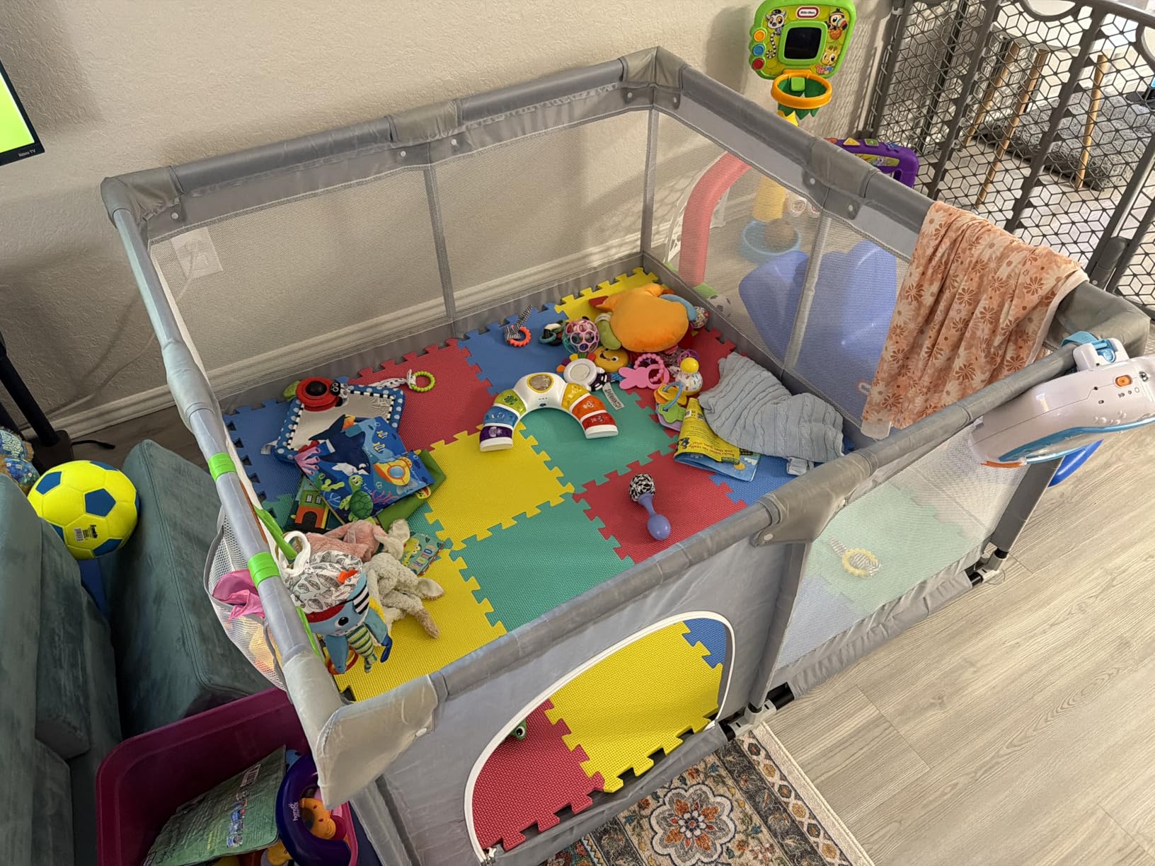Fodoss Baby Playpen, 47×47in Playpen for Babies and Toddlers with Door | Baby Play Yard for Indoor & Outdoor, Soft Breathable Mesh, BPA-Free Oxford Fabric, Anti-Slip Suction Cups, Pull Rings customer photo 1
