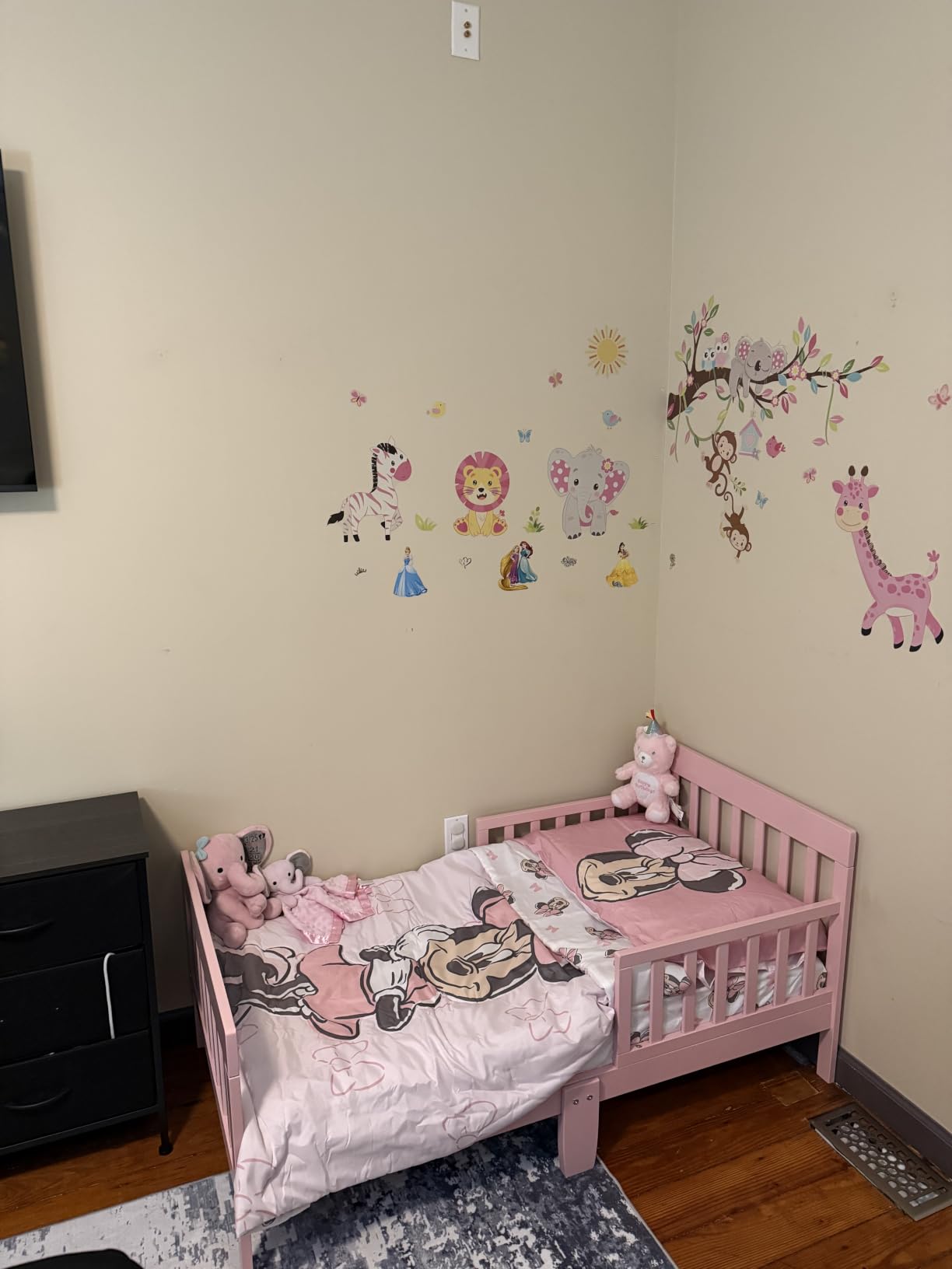 Dream On Me Finn Toddler Bed, Low Floor Wooden Bed, Side Safety Bed Rails, GREENGUARD Gold & BSA Certified, Non-Toxic Paint Finish, New Zealand Pinewood, up to 50 lbs - Vintage White Oak customer photo 2