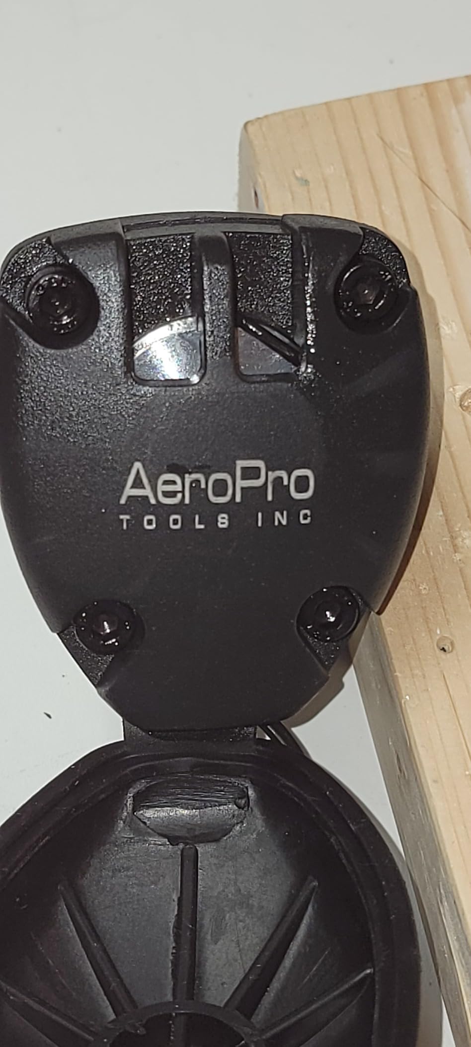 AEROPRO TOOLS Palm Nailer Pneumatic with Magnetic Tip, Joist Hanger Nail Gun, Metal Connector Nailer, Mini Air Palm Nailer, Pneumatic Nail Hammer, Power Framing Nailer for Joist Hangers, Tight Spaces customer photo 1