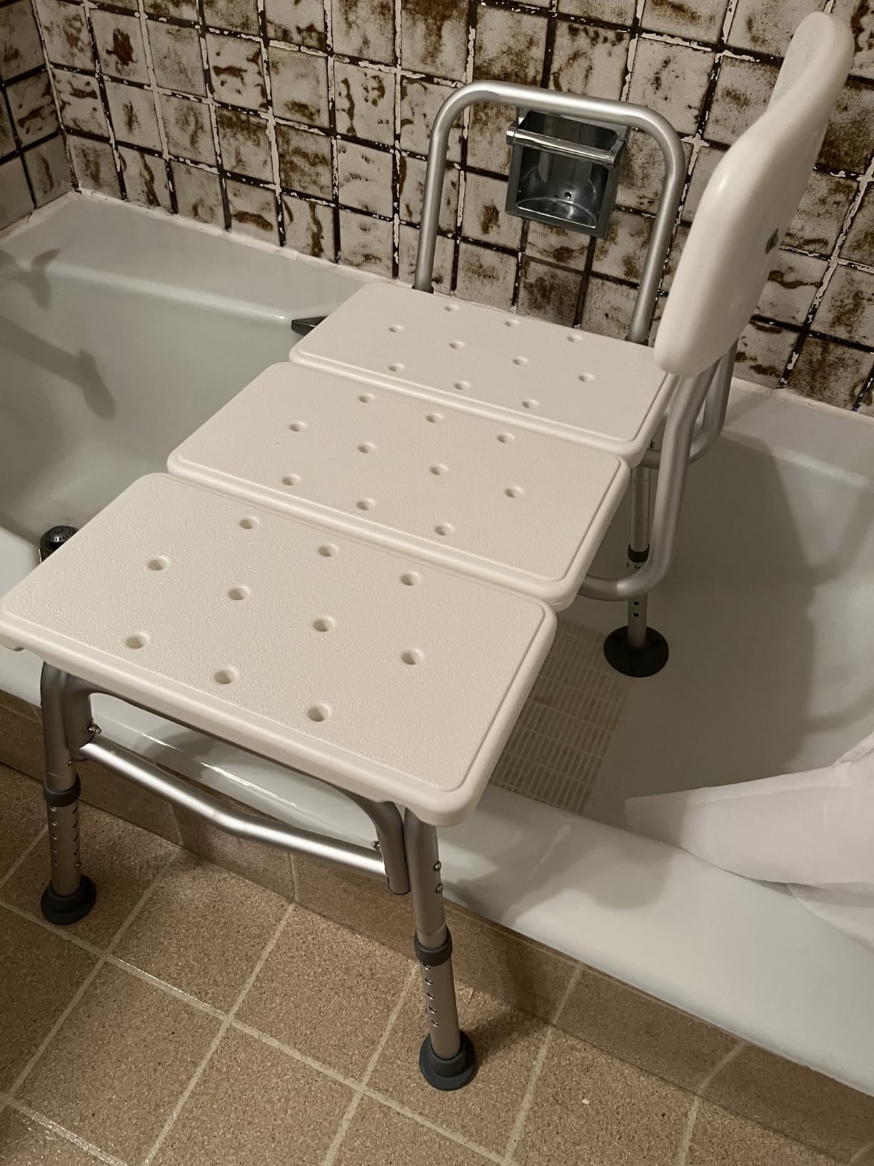 Winado Tub Transfer Bench for Bathtub with Backrest & Armrest, Supports up to 330 lbs Aluminium Alloy Bath Chair, White customer photo 1