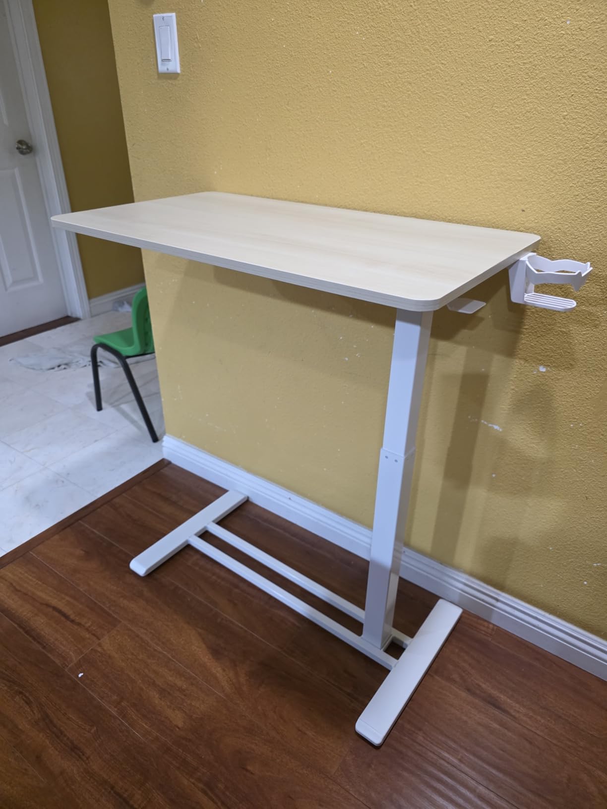 FLEXISPOT H7 Adjustable Overbed Bedside Table with Wheels Pneumatic Mobile Standing Desk Laptop Desk Rolling Computer Cart Movable Overbed Table Hospital Home Use (31.5