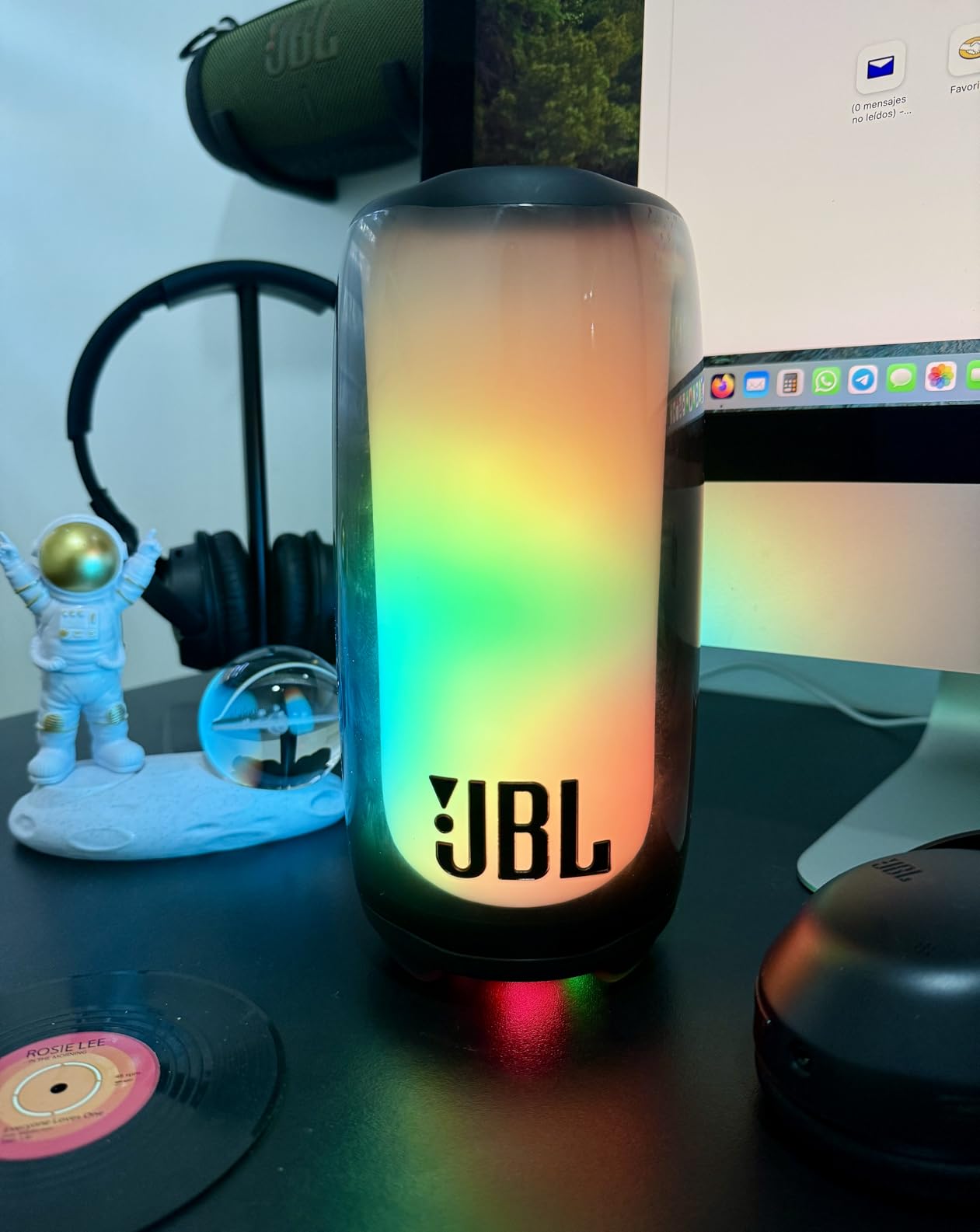 JBL Pulse 5 - Portable Bluetooth Speaker with Dazzling Lights Original Pro Sound, Black customer photo 1