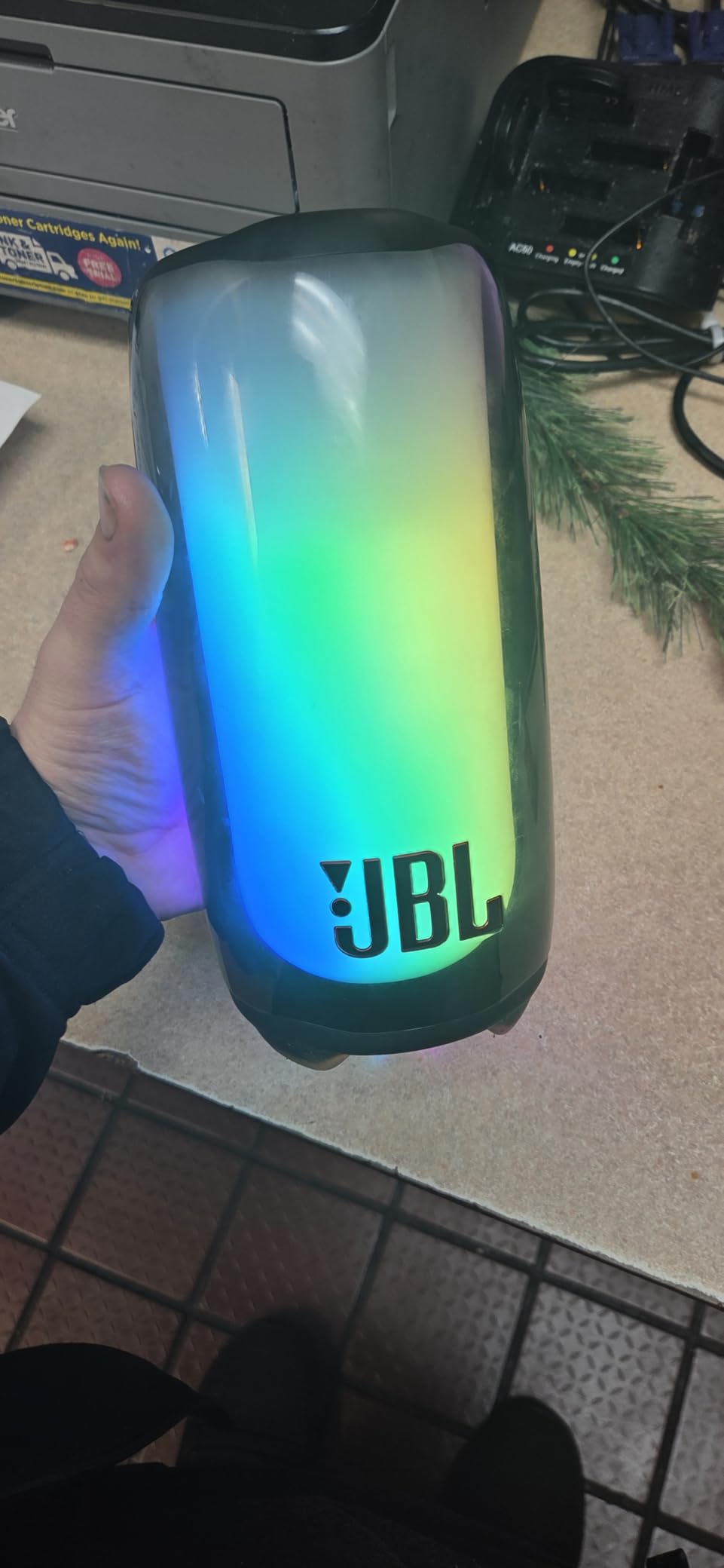 JBL Pulse 5 - Portable Bluetooth Speaker with Dazzling Lights Original Pro Sound, Black customer photo 2