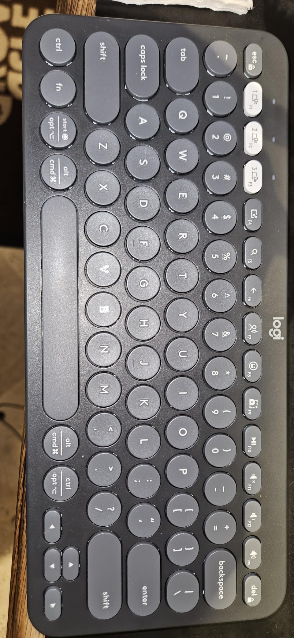 Logitech Pebble Keys 2 K380s, Multi-Device Bluetooth Wireless Keyboard with Customizable Shortcuts, Slim and Portable, Easy-Switch for Windows, macOS, iPadOS, Android, Chrome OS - Tonal Graphite customer photo 2