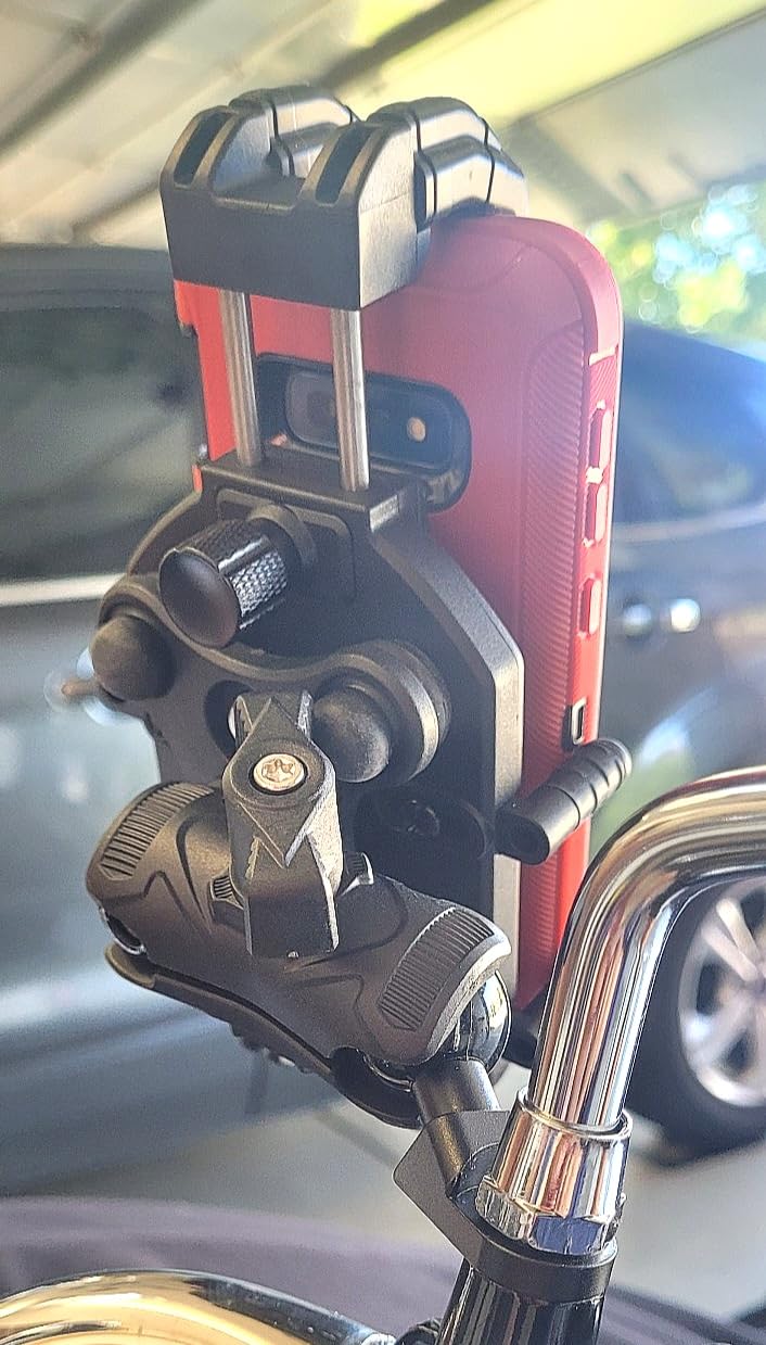BRCOVAN Anti-Theft Motorcycle Phone Mount Holder with Vibration Dampener & High-Speed Secure Lock, Adjustable Size Handlebar Cellphone Cradle for Bike Bicycle Scooter ATV, Fit 5.4-7.2'' Smartphone customer photo 1