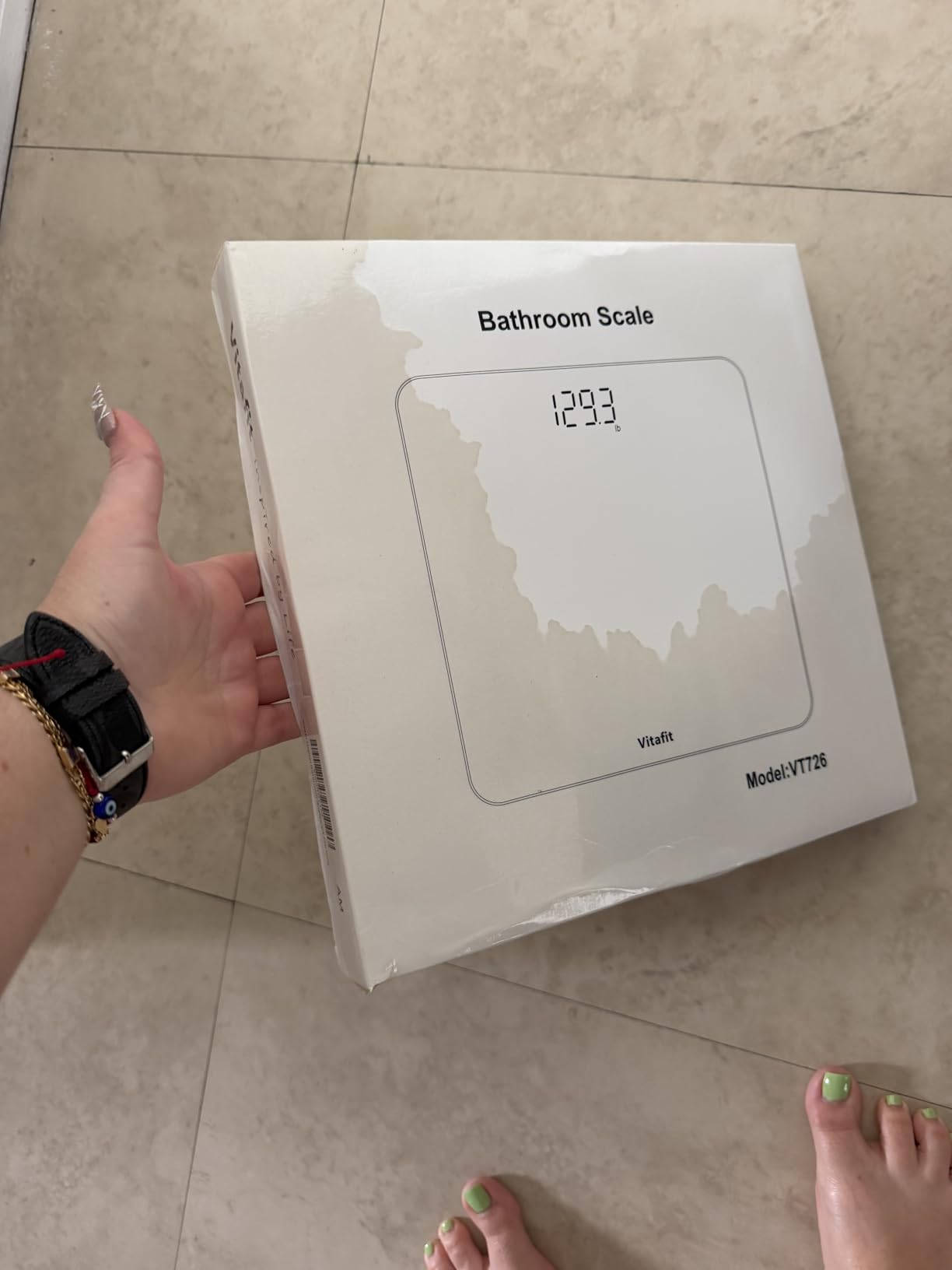 Vitafit Scale for Body Weight, Accuracy 0.1lb by Our Professional Scale Factory Since 2001, Digital Bathroom Weight Scale LED and Step On, 3xAAA Battery Included, 400lb/182kg, Spray Silver Black customer photo 2