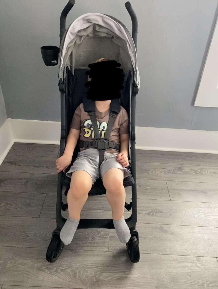 UPPAbaby G-Luxe Umbrella Stroller / Lightweight Design for Easy Travel / One-Step Fold + Recline / XL Basket + Canopy / Cup Holder Included / Greyson (Charcoal Melange/Carbon Frame) customer photo 2
