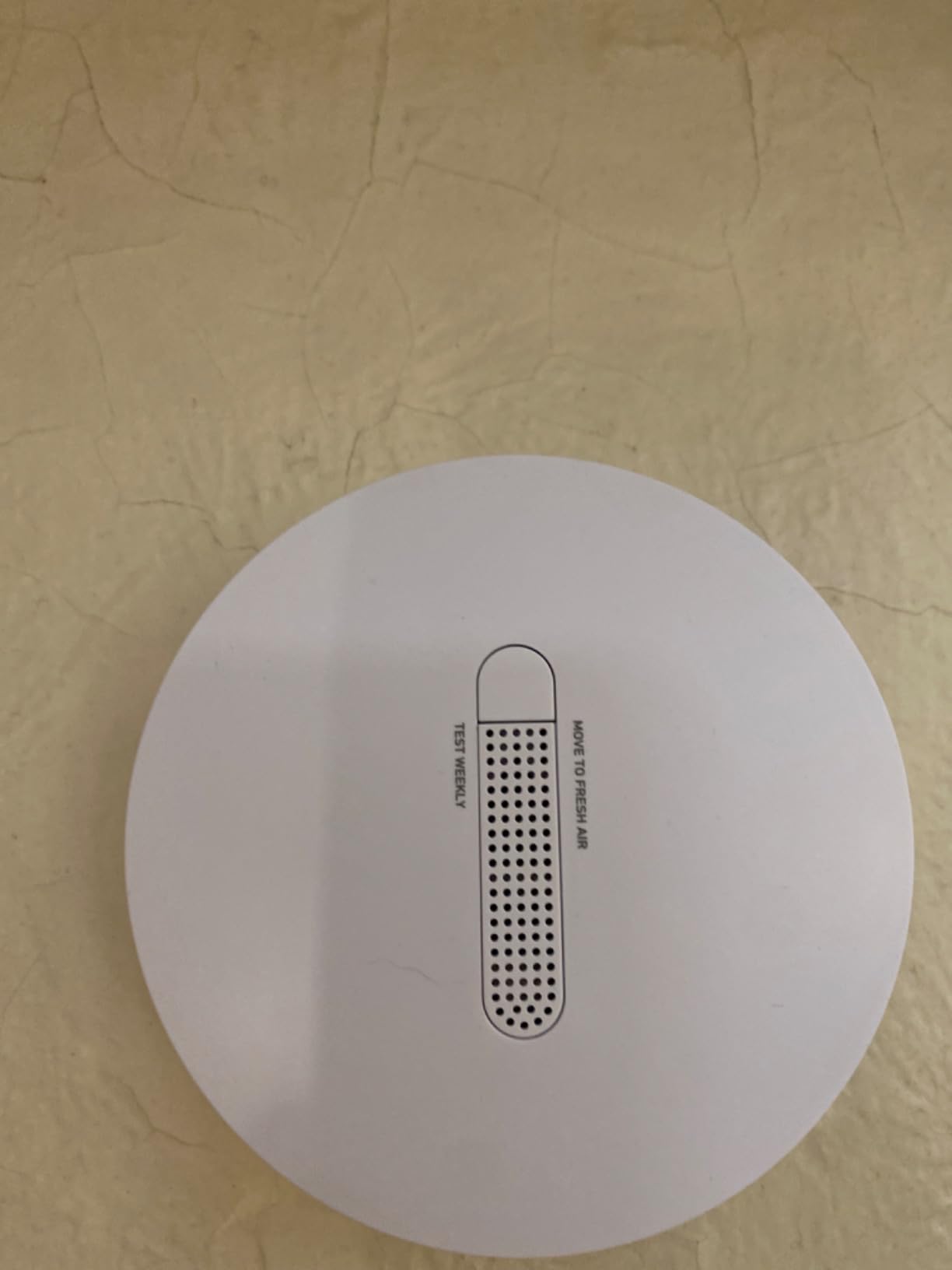 SimpliSafe Smoke & Carbon Monoxide Detector, Battery Powered, 1 Count customer photo 1