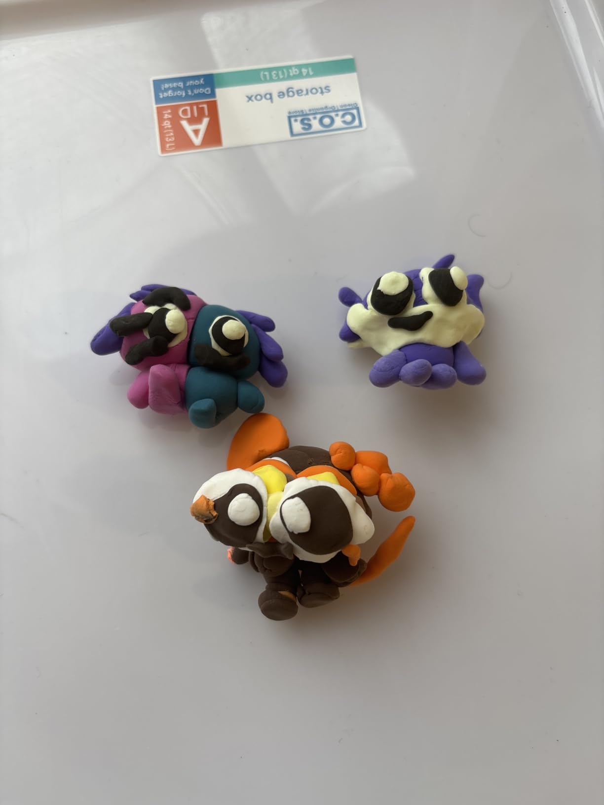 Ixiaoyoo Air Dry Clay, 30 Colors Modeling Clay for Kids, DIY Model Crafts Toys with Sculpting Tools customer photo 1