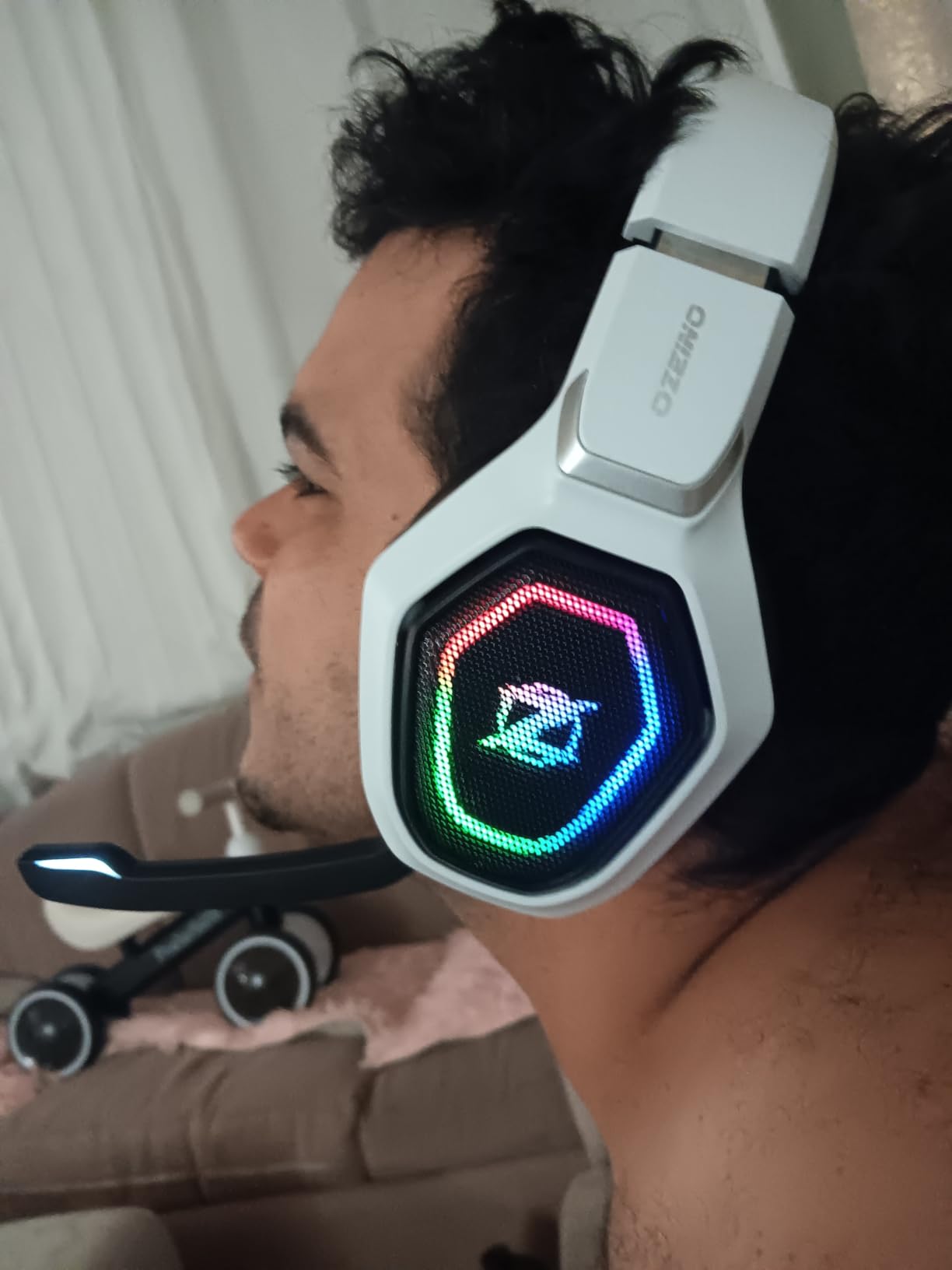2.4GHz Wireless Gaming Headset for PC, PS5, PS4 - Lossless Audio USB & Type-C Gaming Headphones with Flip Microphone, 40-Hr Battery customer photo 1