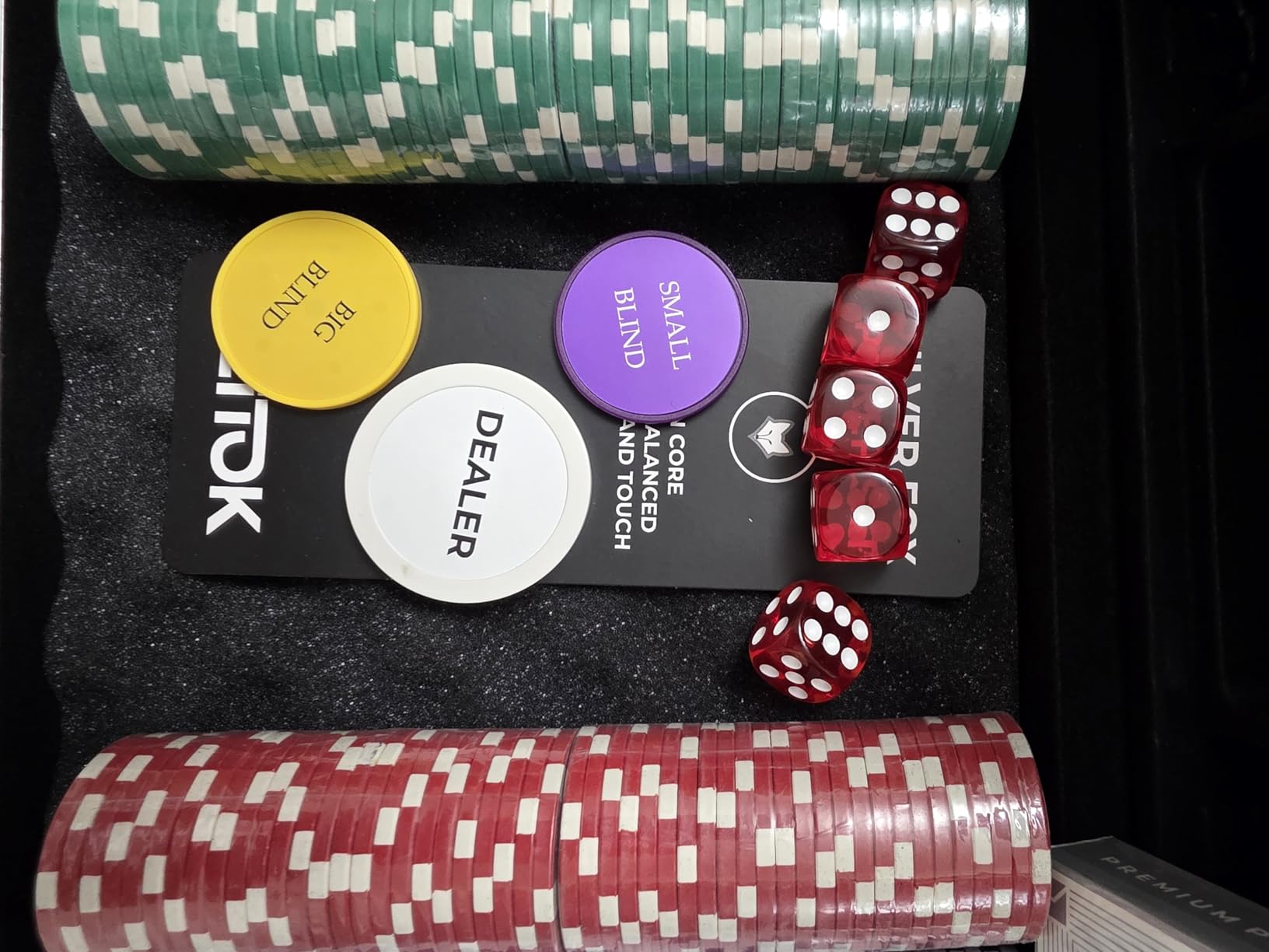 HEITOK 500pcs Numbered Poker Chip Set - 11.5g Heavyweight Casino Grade Poker Chips with Aluminum Case, 2 Decks, Dealer Buttons for Texas Hold'em & Blackjack, Game Night Kit customer photo 2