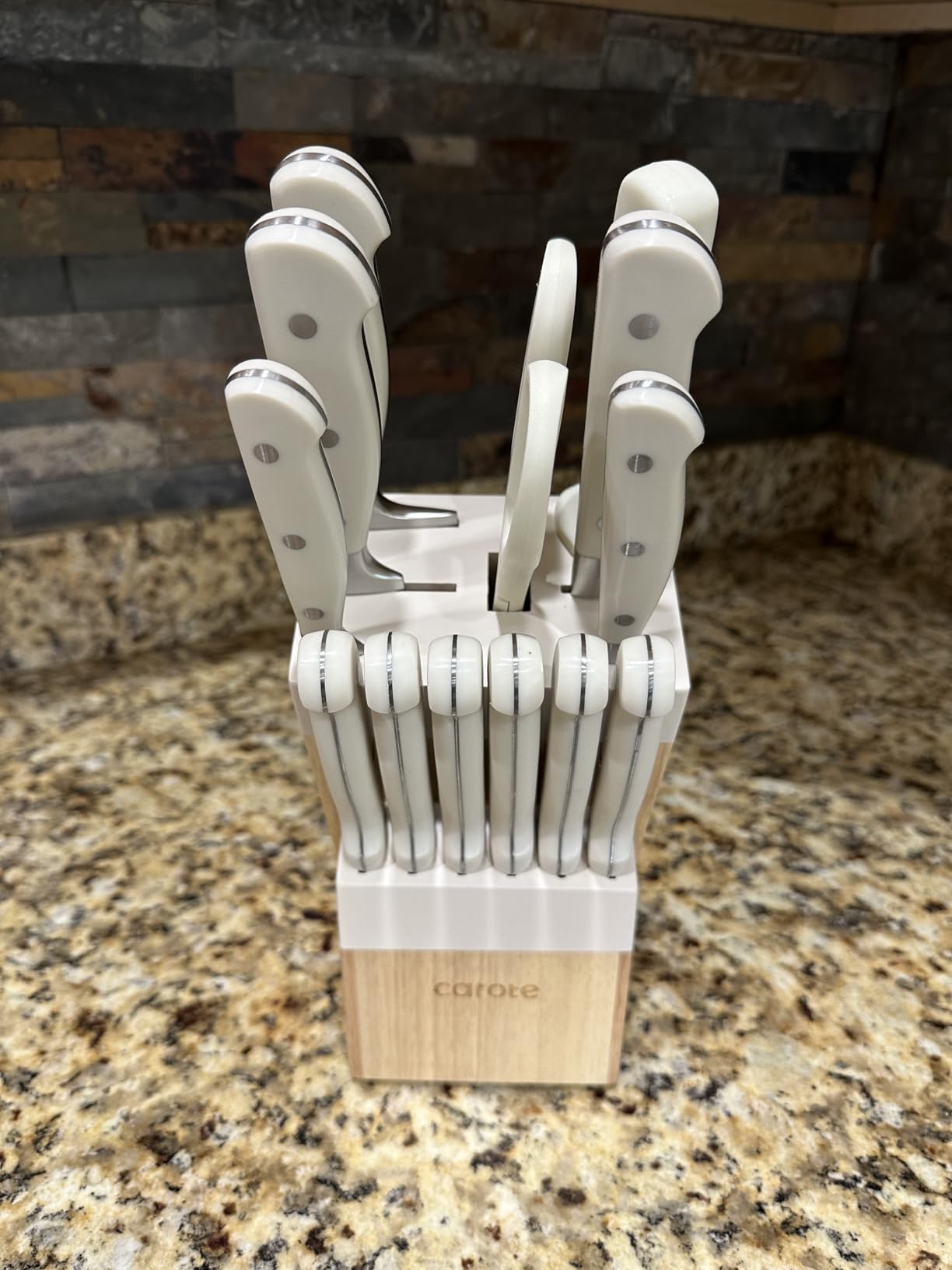 CAROTE 14 Pieces Knife Set with Block, Forged, High Carbon Stainless Steel Sharp Blade Block Knife Set, Dishwasher Safe Cutlery customer photo 2
