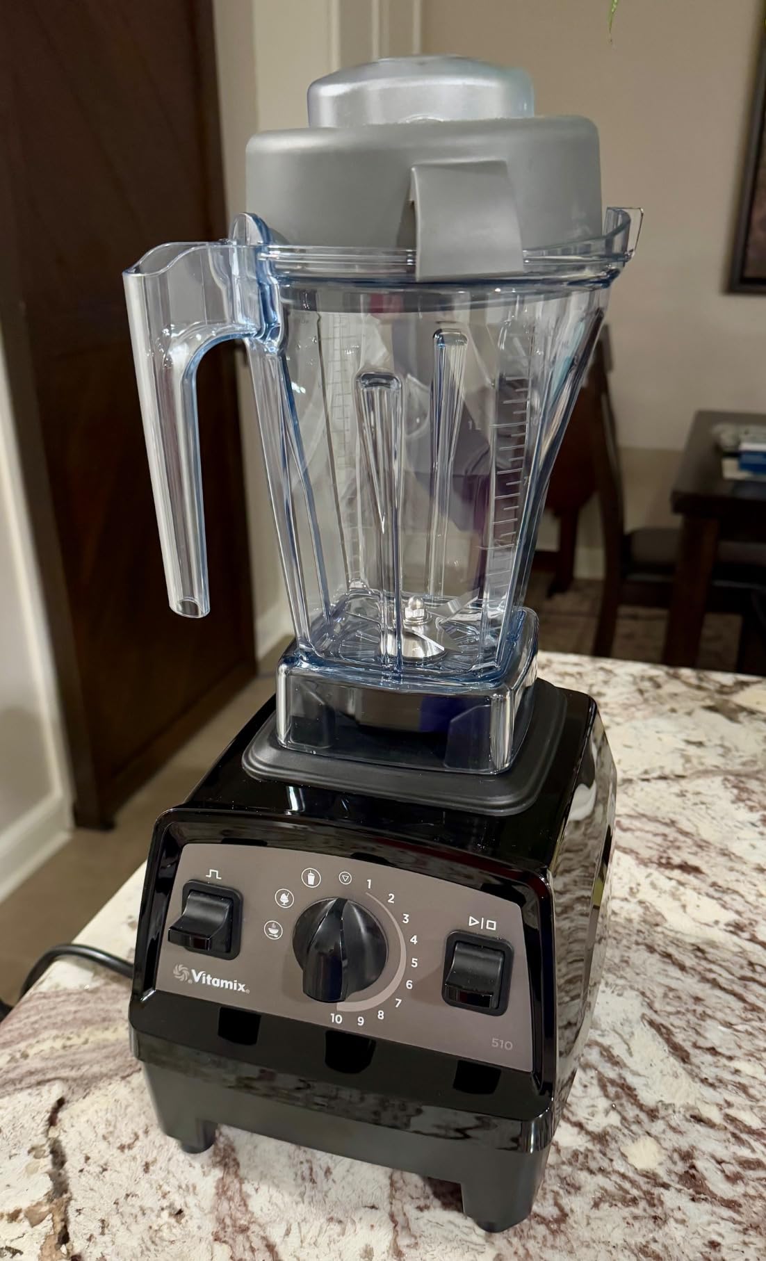 Propel Series 510 Blender with Three Blending Programs, Professional-Grade Blender for Smoothies and More, Stainless-Steel Blades, Self-Cleaning Kitchen Appliance, 48 Oz Container, Red customer photo 2