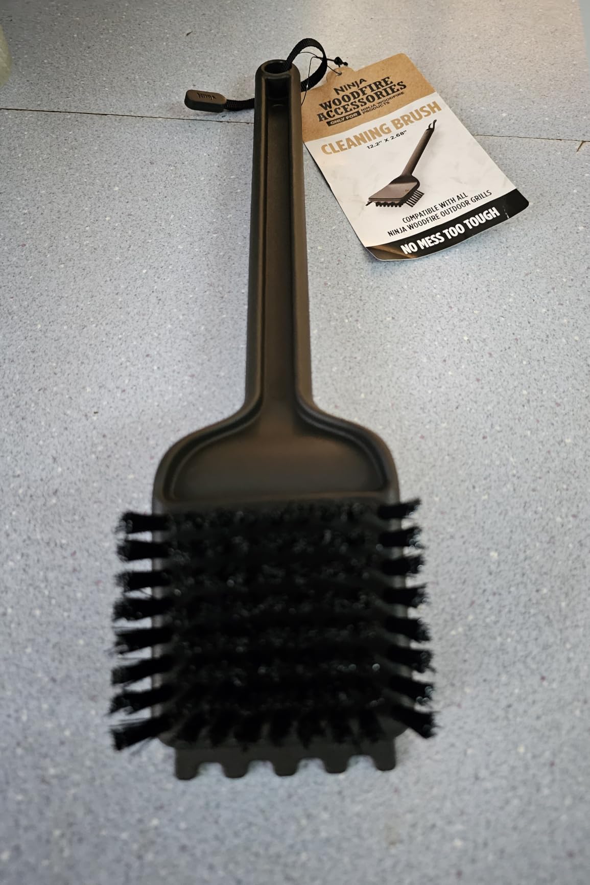 Ninja XSKBRUSHXL Woodfire Outdoor Grill Cleaning Brush, Compatible with All Ninja Woodfire Outdoor Grills (OG700, OG800, and OG900 Series), Non-Scratch, Heat Resistant, Scraper Tool, Black customer photo 1