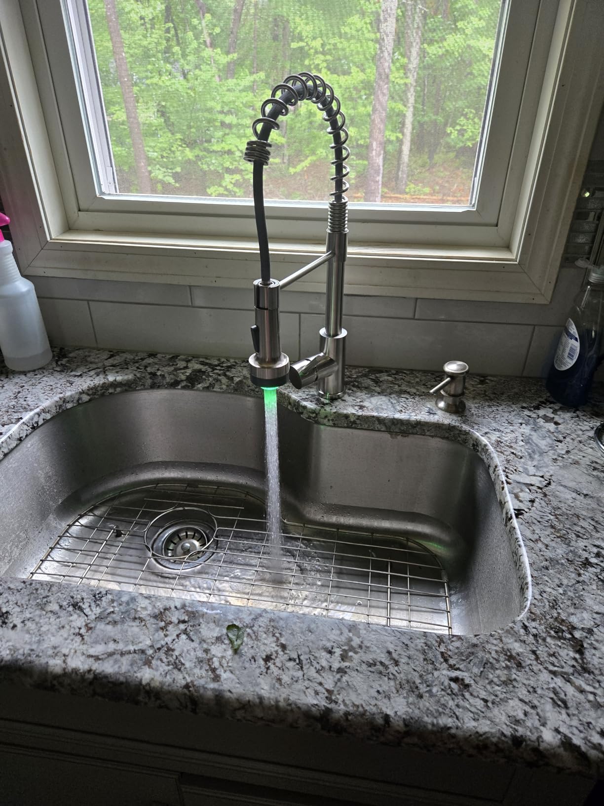 OWOFAN Touchless Pull Down Kitchen Faucet LED Light Brushed Nickel | Temperature LED Light, Single Handle Kitchen Sink Faucet, Motion Sensor, Smart Hands-Free, Lead-Free Stainless Steel customer photo 2