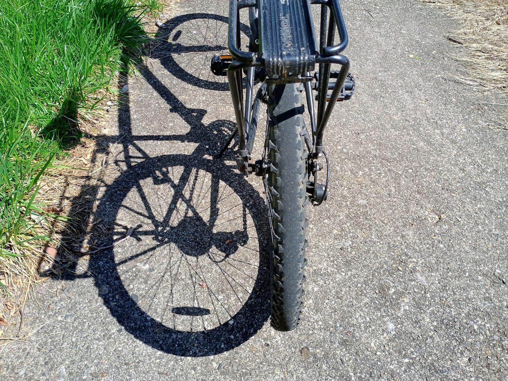 Huffy Stone Mountain Bike for Men and Women, 20
