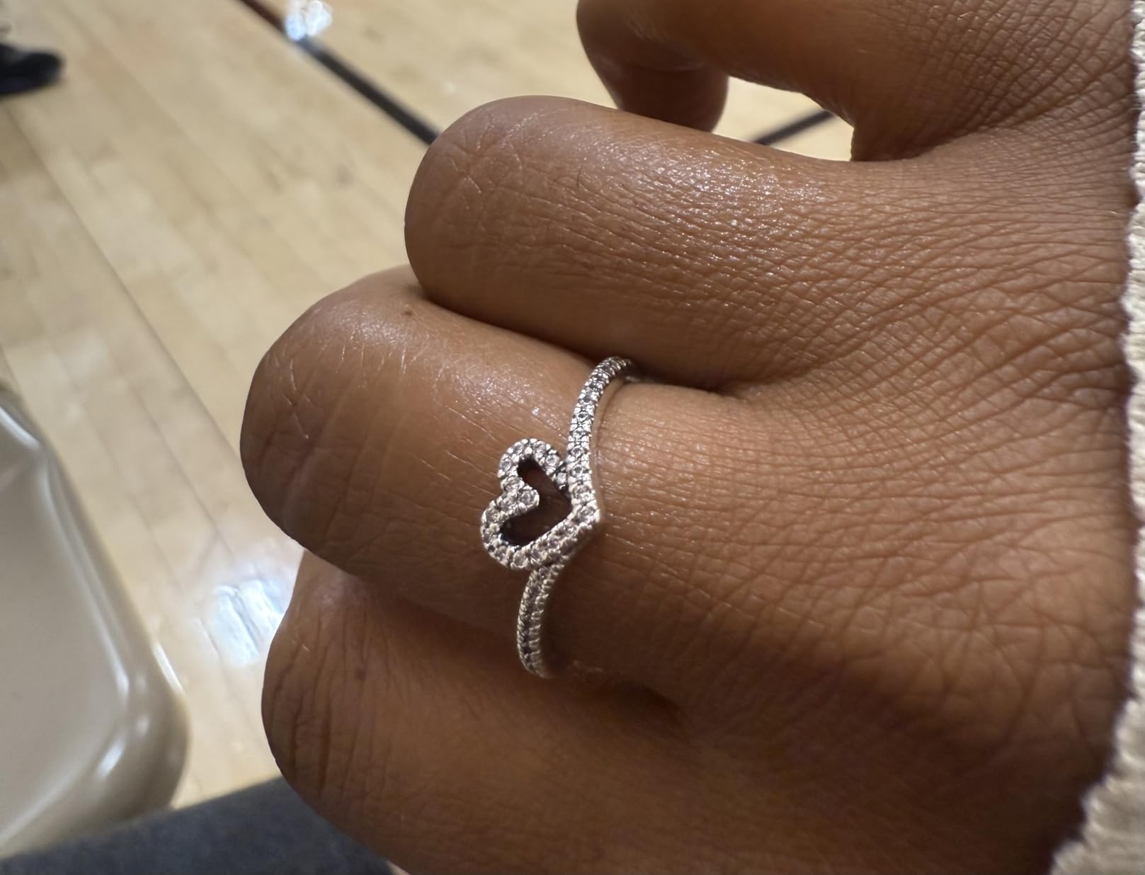 PANDORA Sparkling Wishbone Heart Ring - Stackable Ring for Women - Gift for Her with Clear Cubic Zirconia - With Gift Box customer photo 2