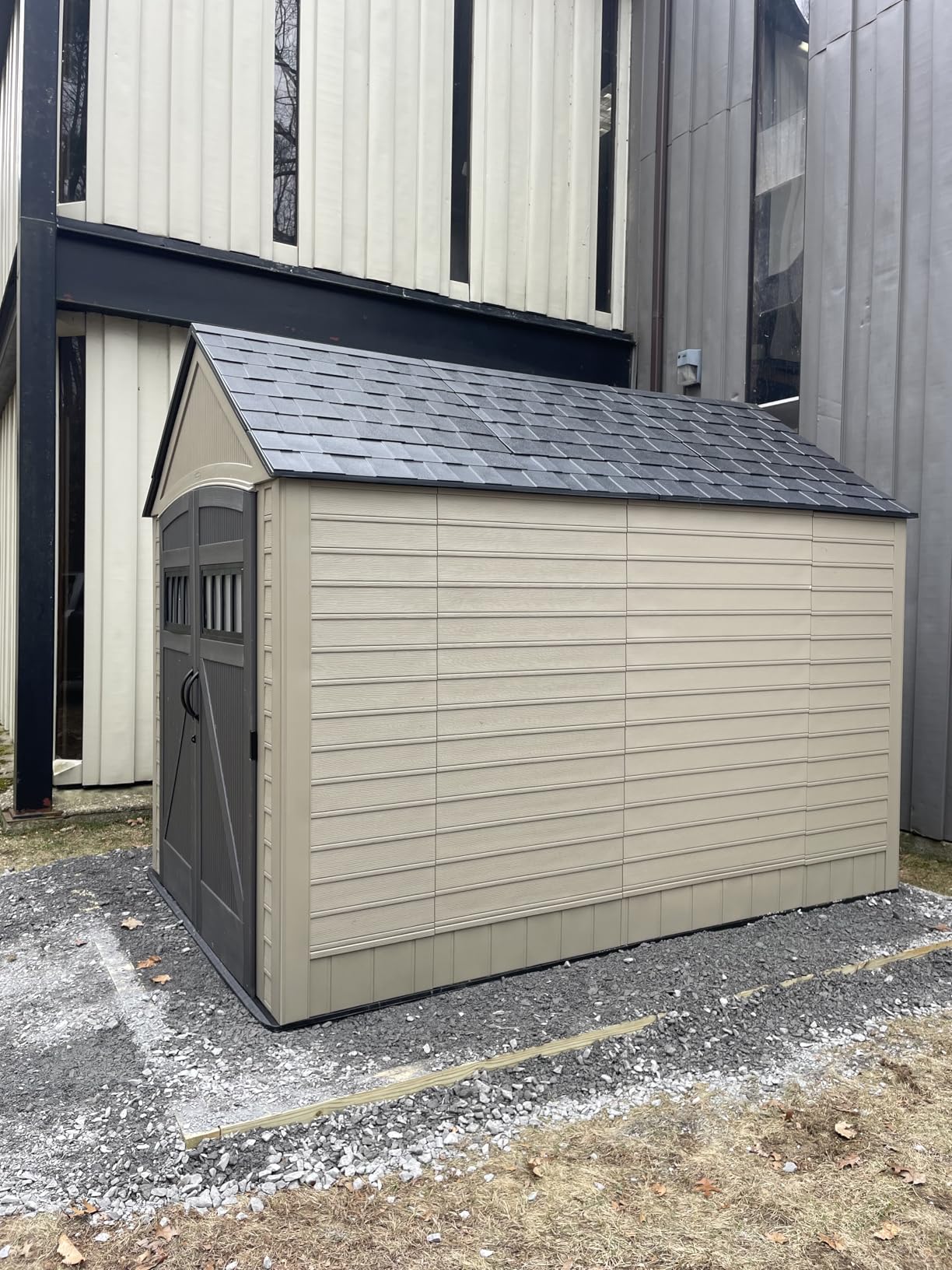 Rubbermaid Large Resin Outdoor Storage Shed With Floor (7 x 7 Ft.), Weather Resistant, Brown customer photo 2