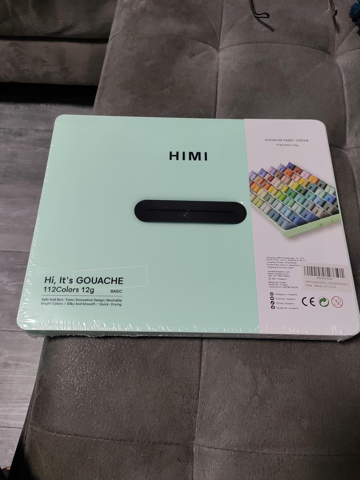 HIMI Gouache Paint Set, 48 Colors x 0.4oz, Twin Cup Jelly Design, with 3 Brushes & Palette, Non-Toxic Opaque Guache Paint for Canvas and Watercolor Paper - Perfect for Beginners, Students, Artists customer photo 1