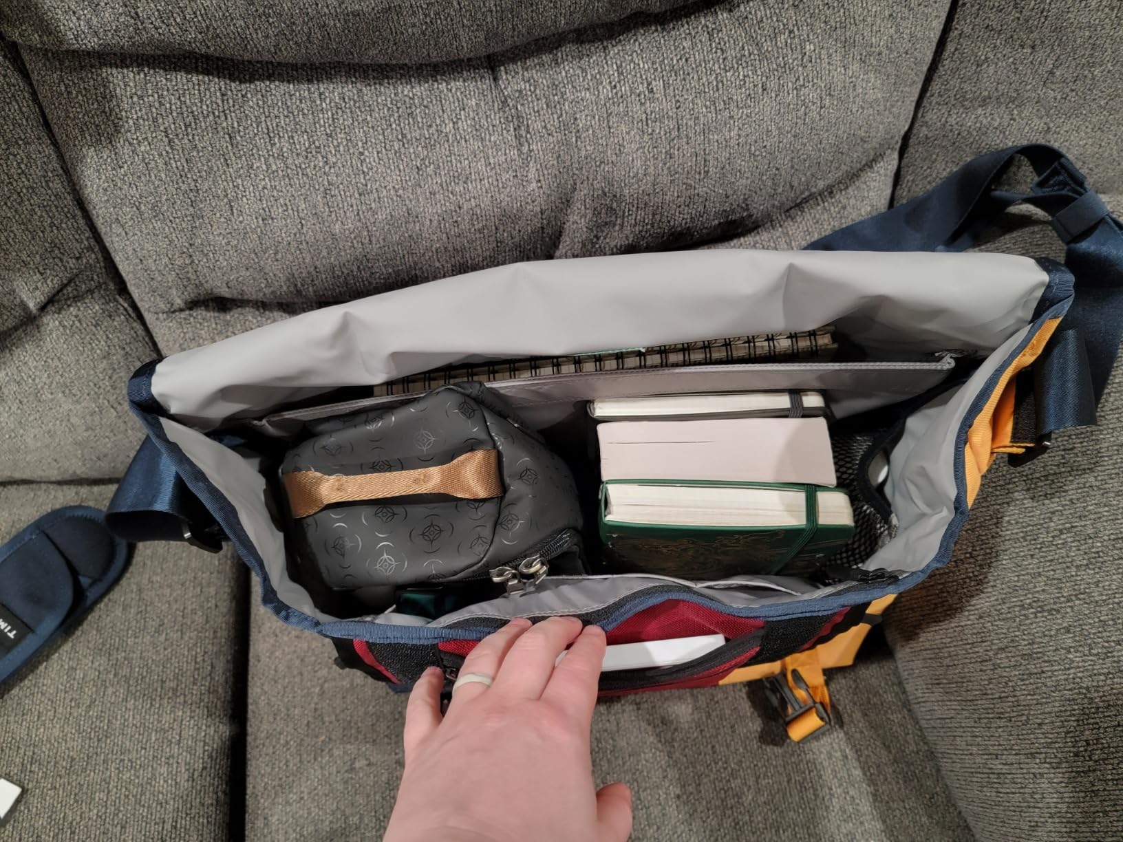 Timbuk2 Classic Messenger Bag - Durable, Water-Resistant, fits 13